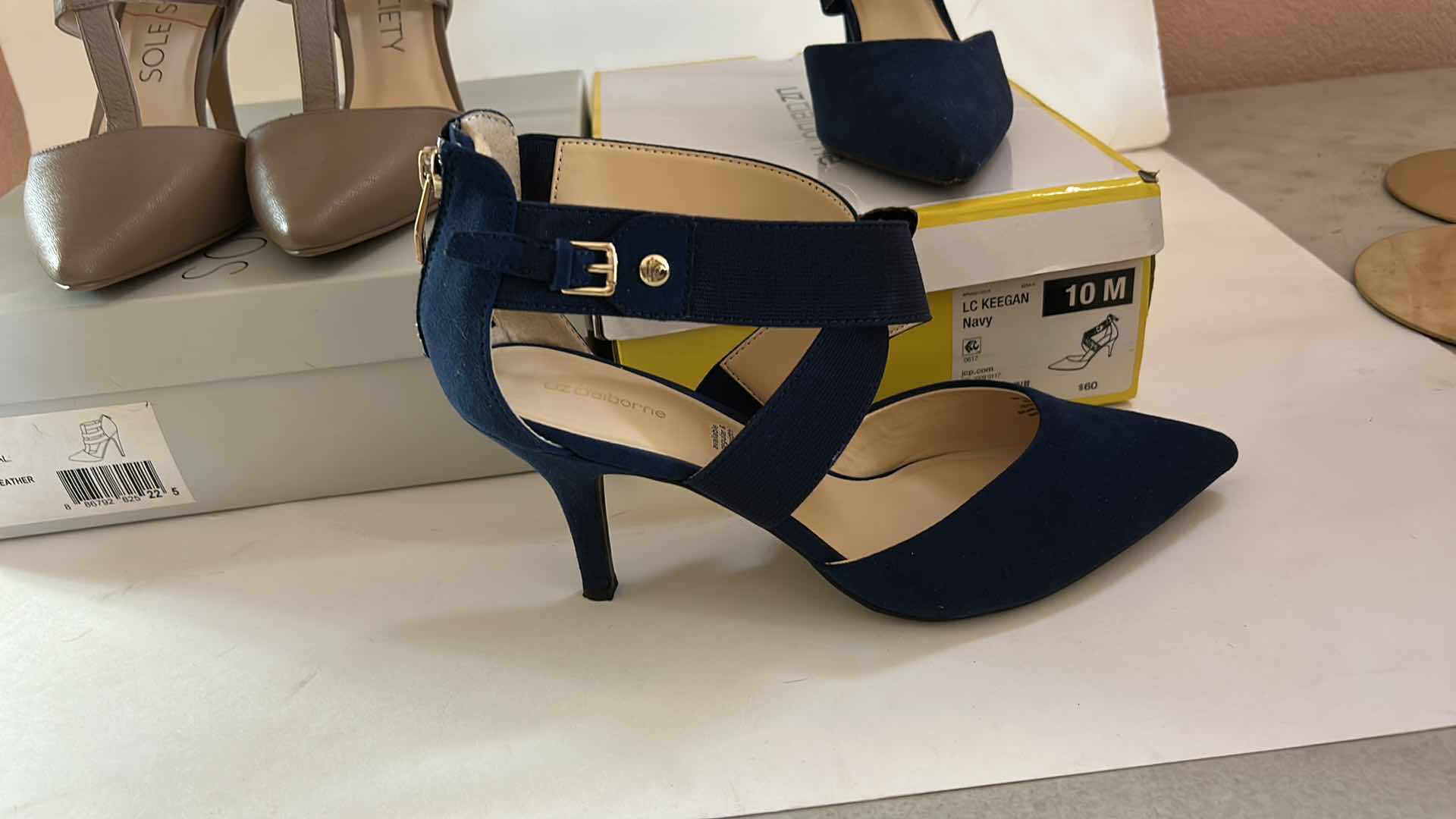 Photo 1 of 2 PAIR OF WOMENS SHOES SIZE 10