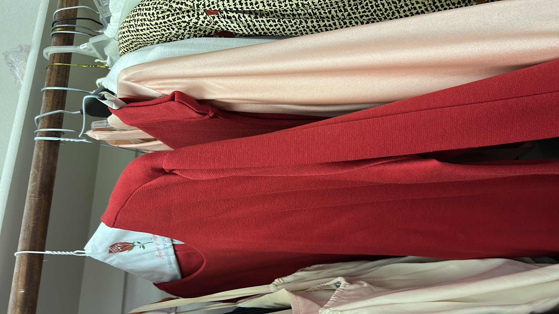 Photo 1 of 25 PCS WOMENSWEAR- XL, XXL