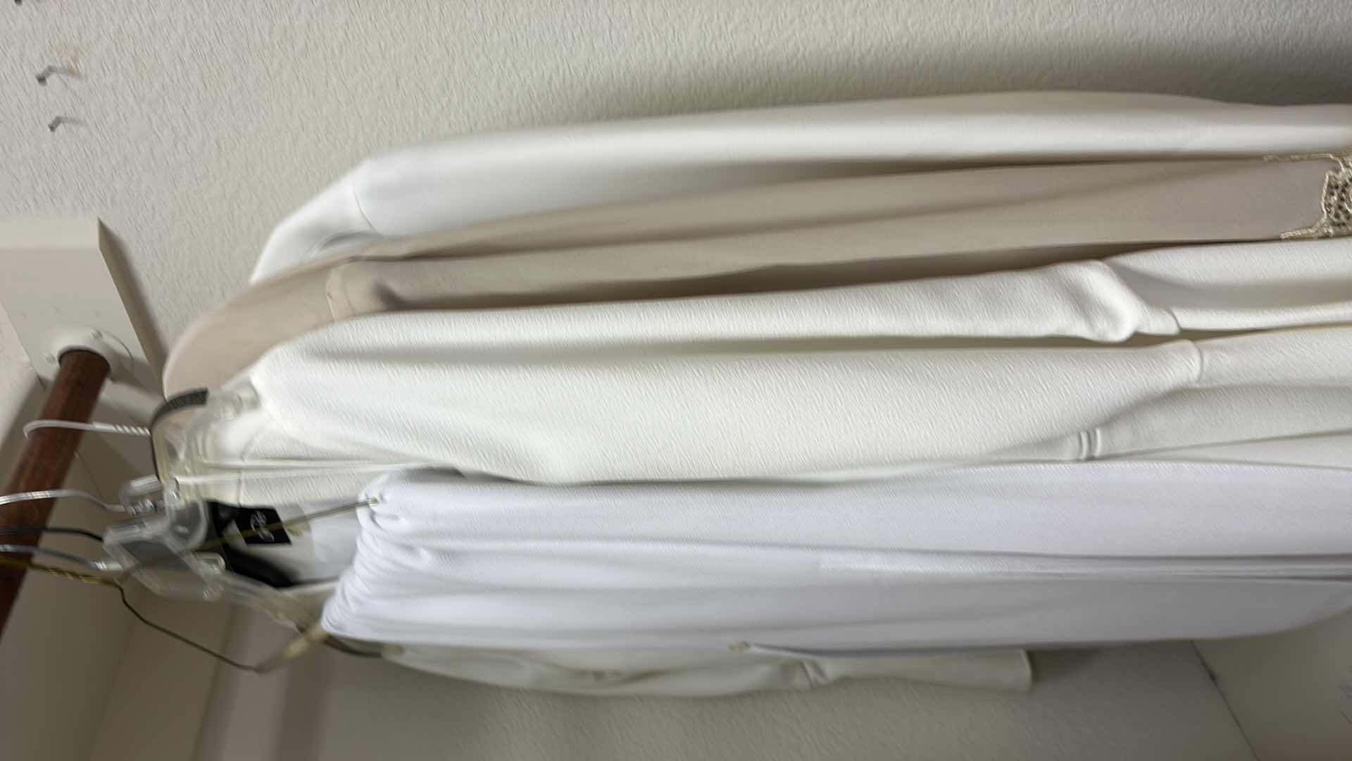 Photo 1 of 25 PCS WOMENSWEAR- XL, XXL