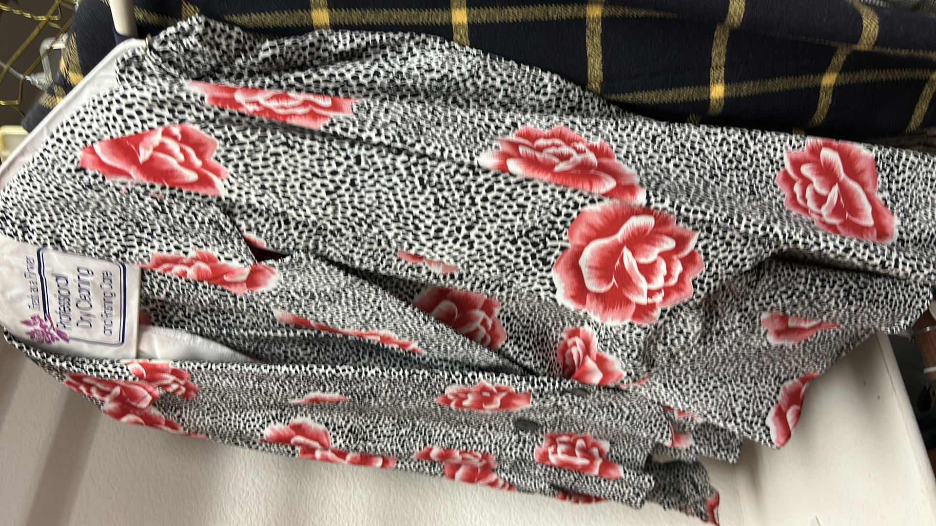 Photo 2 of 25 PCS WOMENSWEAR- XL, XXL