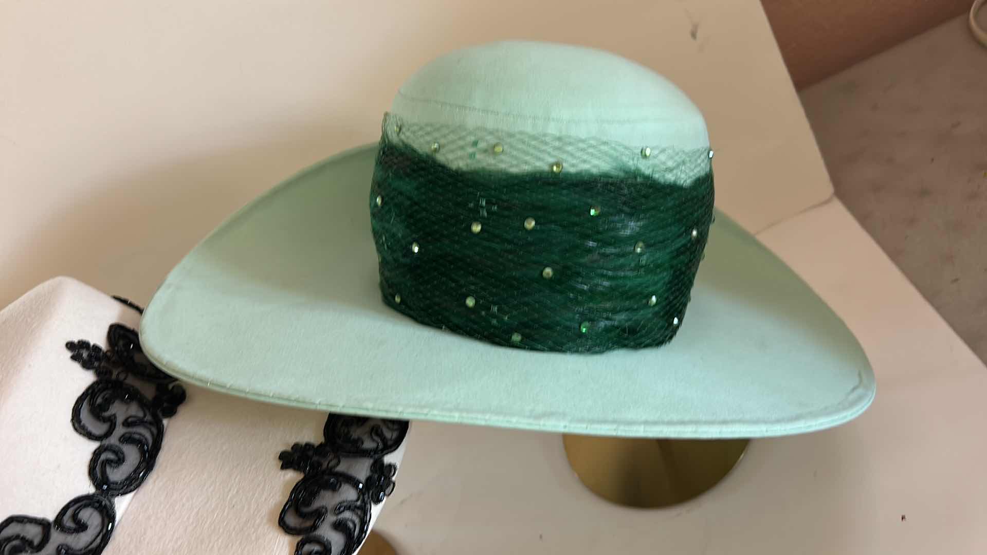 Photo 1 of 2 WOMENS HATS