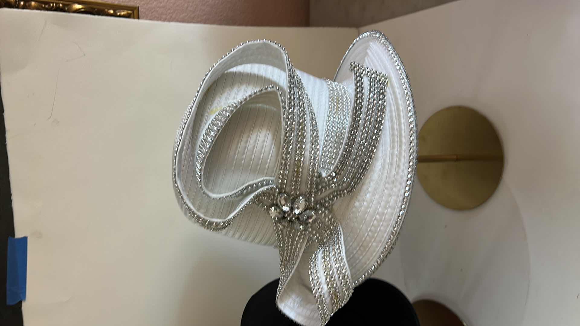 Photo 1 of 2 WOMENS HATS