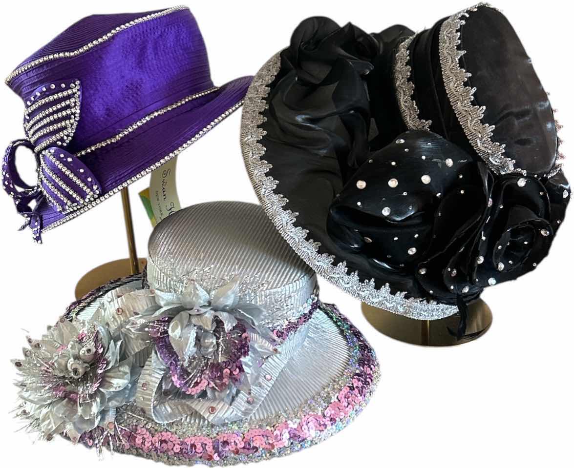 Photo 1 of 3 WOMENS HATS