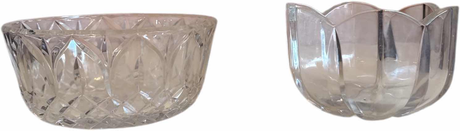 Photo 1 of 2- VINTAGE CRYSTAL BOWLS FLOWER SHAPED AND STAR SHAPED DESIGN

D7” X H3”