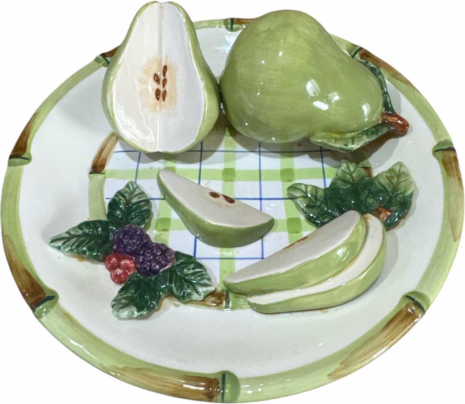 Photo 1 of 2- VINTAGE CERAMIC DECORATIVE PLATES PEAR DESIGN
D8”