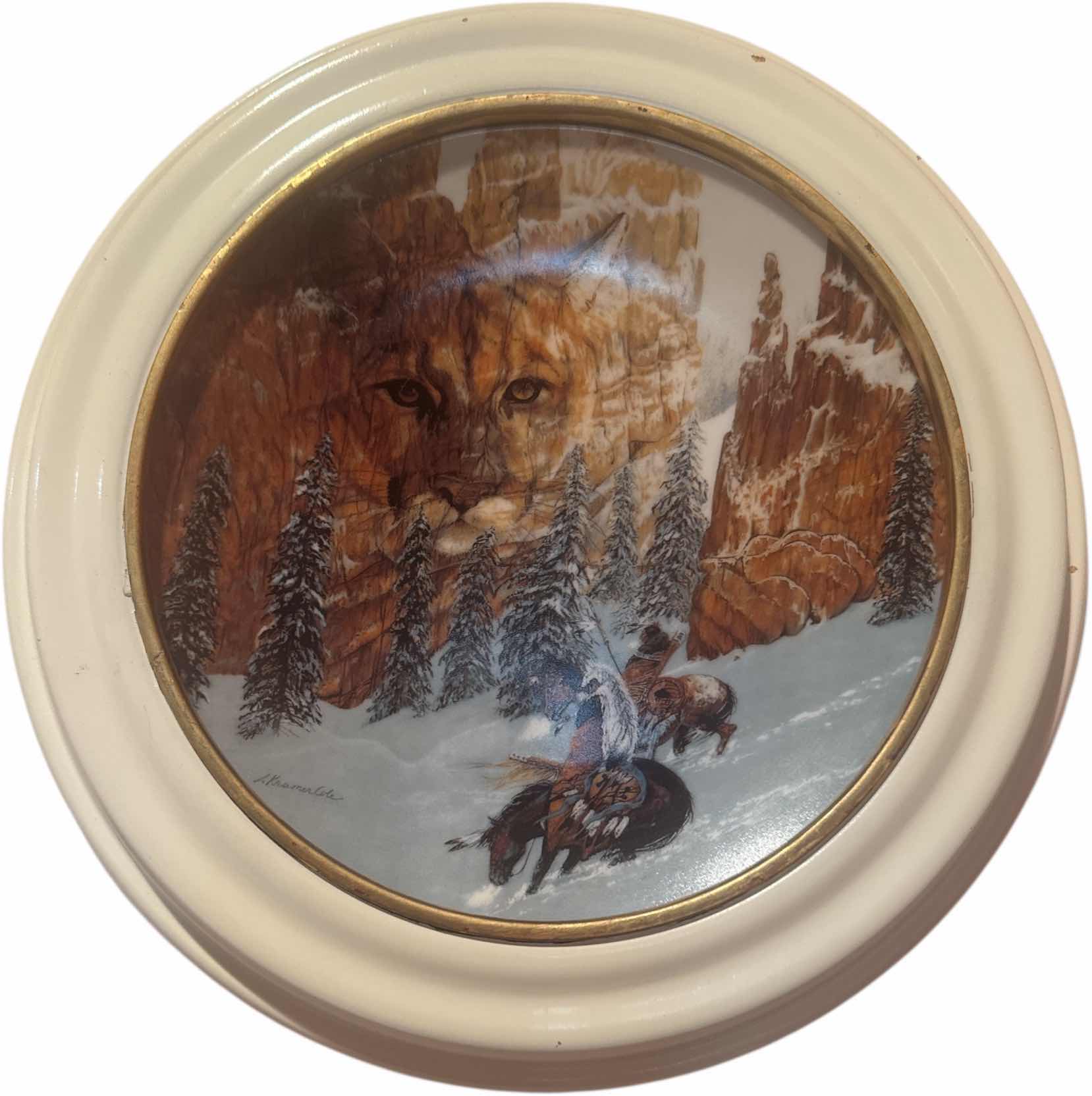 Photo 1 of 2- VINTAGE WOODEN FRAMED PLATE COLLECTABLE PLATES 
D11”