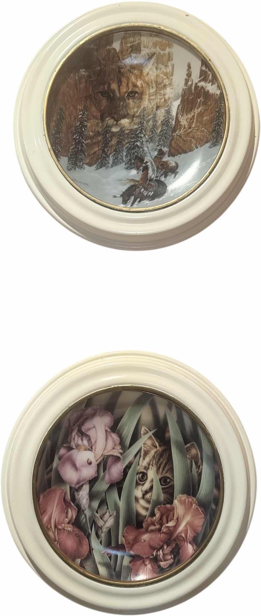 Photo 1 of 2- VINTAGE WOODEN FRAMED PLATE COLLECTABLE PLATES 
D11”