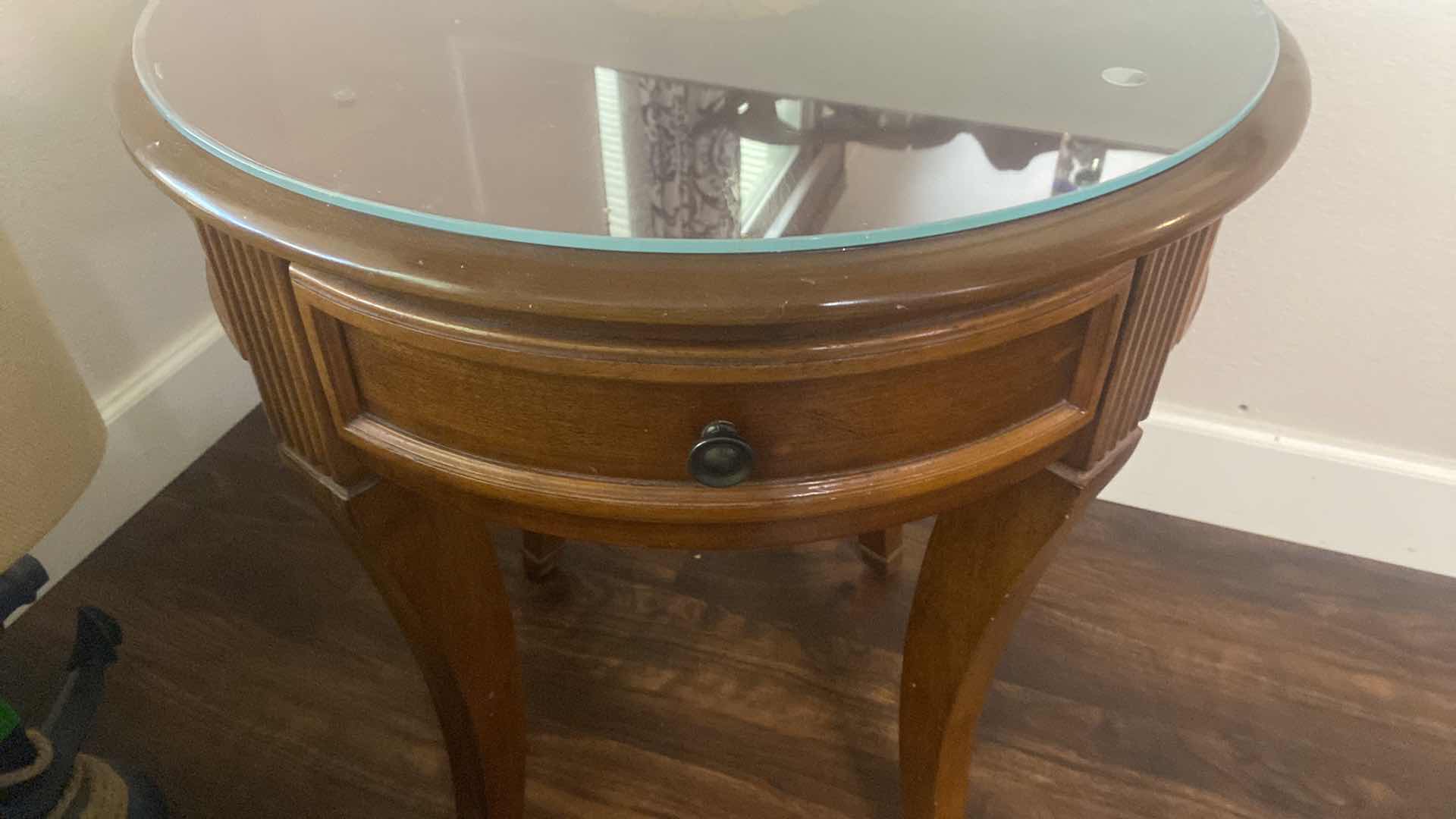 Photo 1 of 24” DARK WOOD END TABLE WITH INLAY & 1 DRAWER H26 1/2”