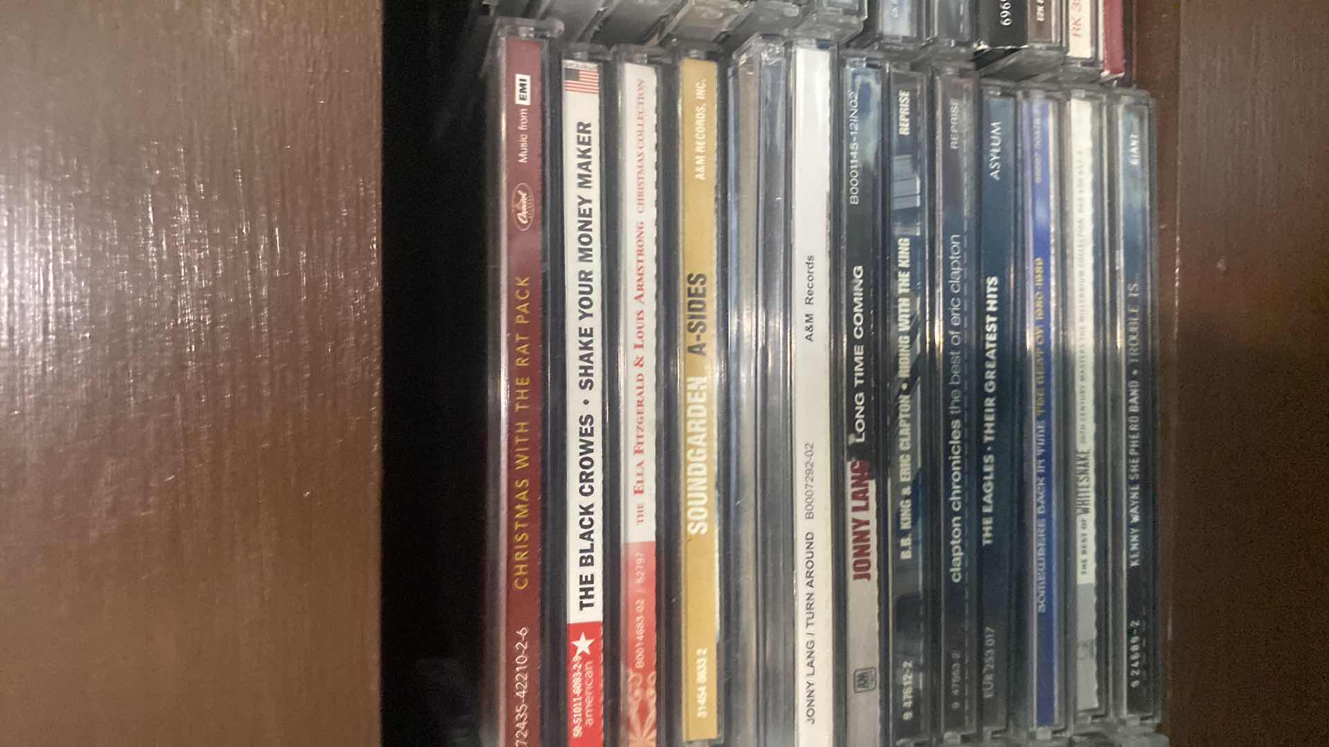 Photo 1 of 3-SHELFS CDS’s VARIOUS ARTISTS - ROCK & COUNTRY