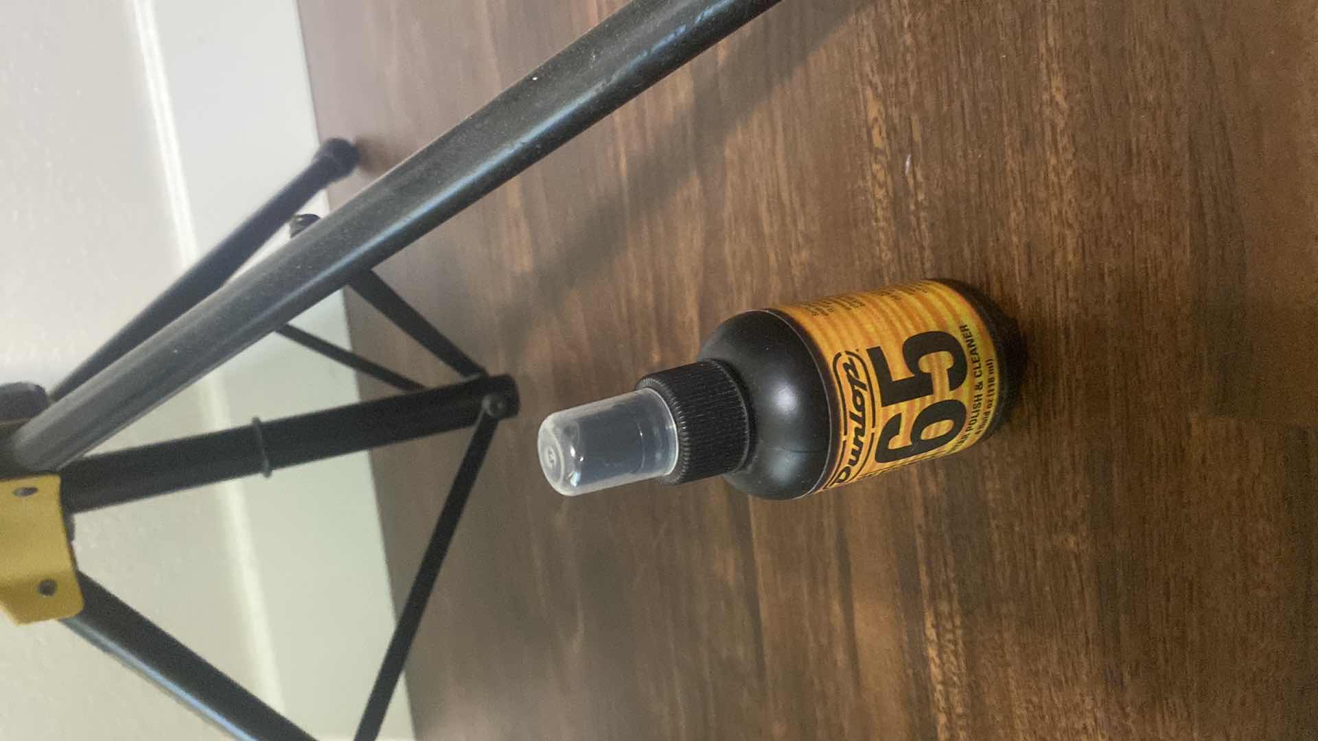 Photo 1 of IBANEZ PERFORMANCE PF5 ACOUSTIC GUITAR & HERCULES GUITAR STAND EST VALUE $125