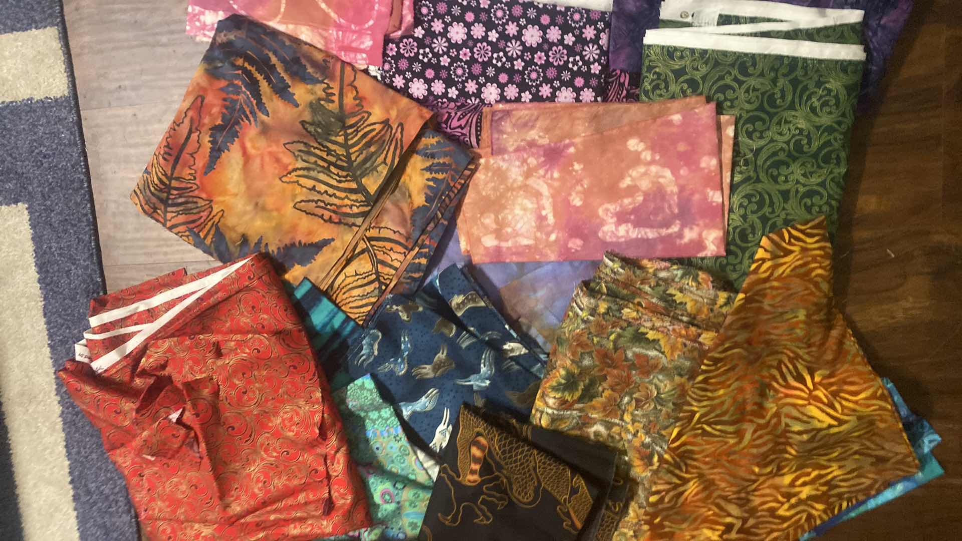 Photo 1 of FABRIC SCRAPS FOR CRAFTING