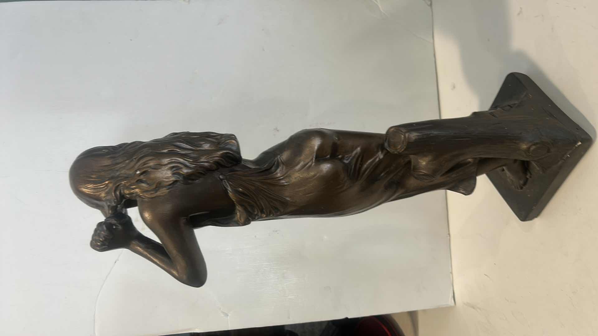 Photo 4 of GILDED NEO CLASSICAL DESIGN OF A  WOMAN,  CERAMIC STATUE - H21”