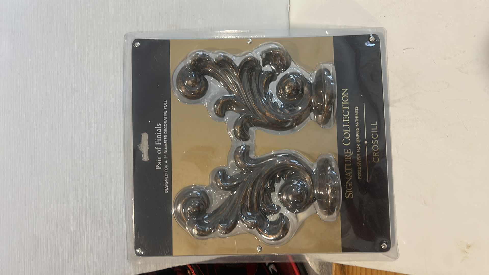 Photo 1 of 3 PC HOME DECOR PLASTER, METAL KEY H26”, PAIR OF NEW FINIALS
