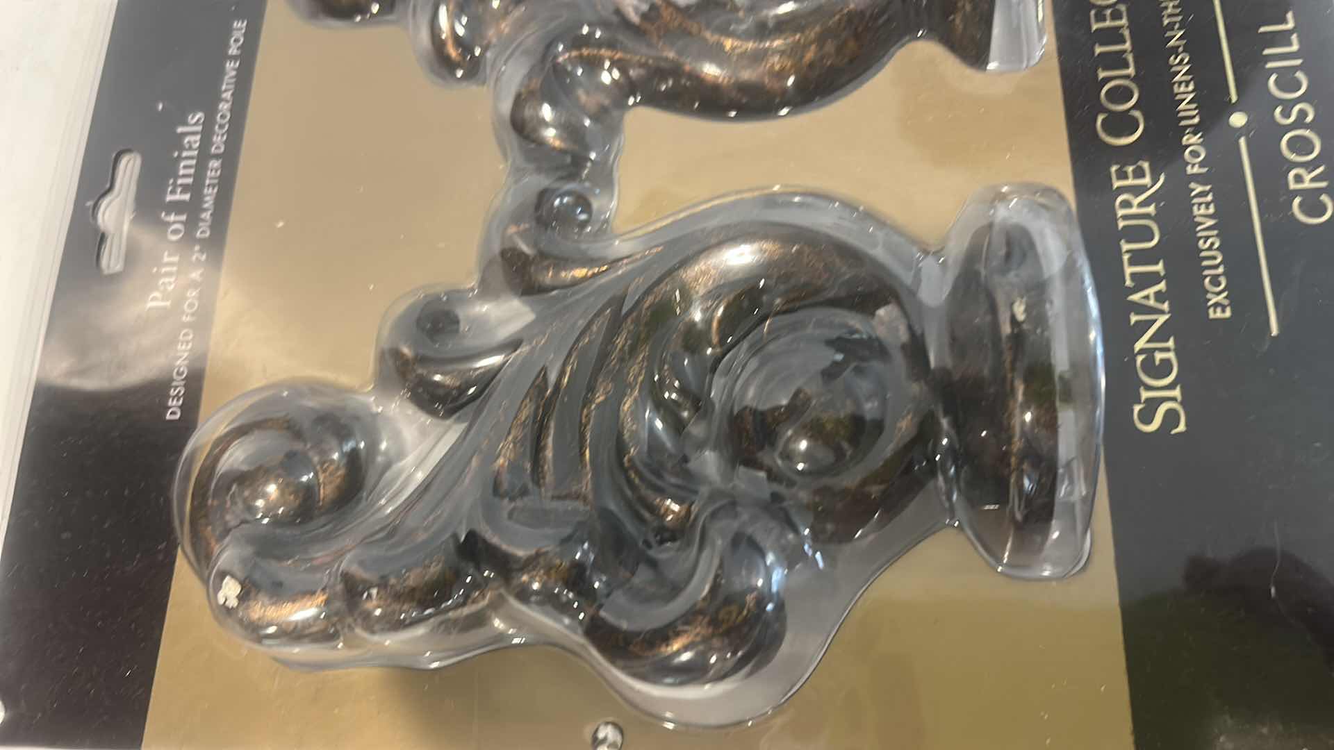 Photo 1 of 3 PC HOME DECOR PLASTER, METAL KEY H26”, PAIR OF NEW FINIALS