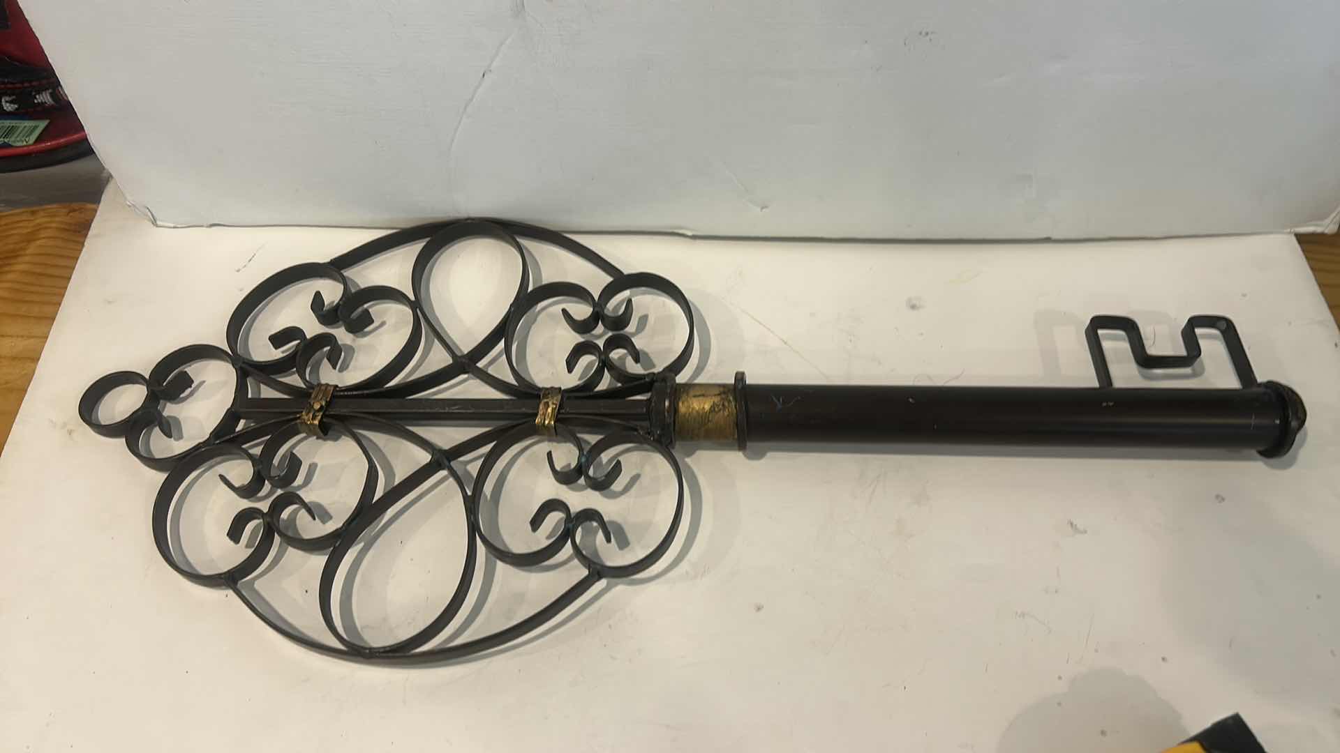 Photo 1 of 3 PC HOME DECOR PLASTER, METAL KEY H26”, PAIR OF NEW FINIALS