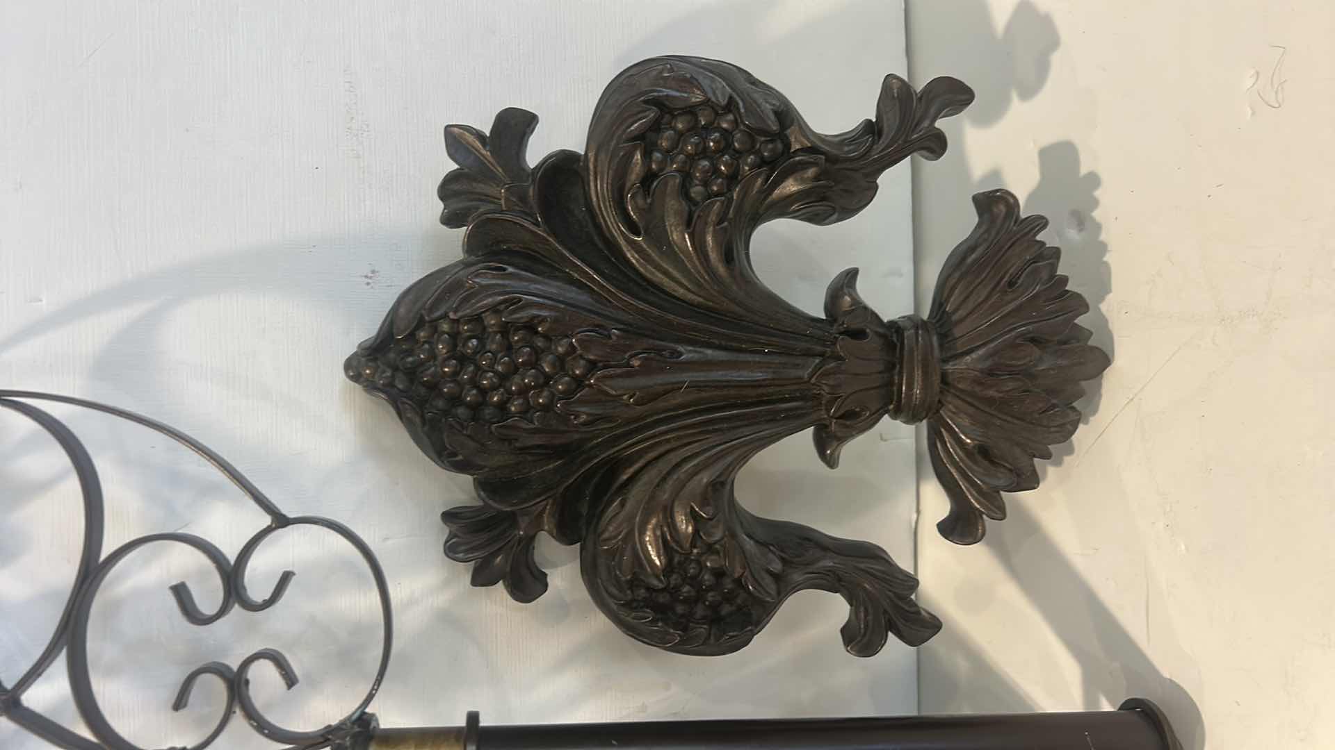 Photo 1 of 3 PC HOME DECOR PLASTER, METAL KEY H26”, PAIR OF NEW FINIALS