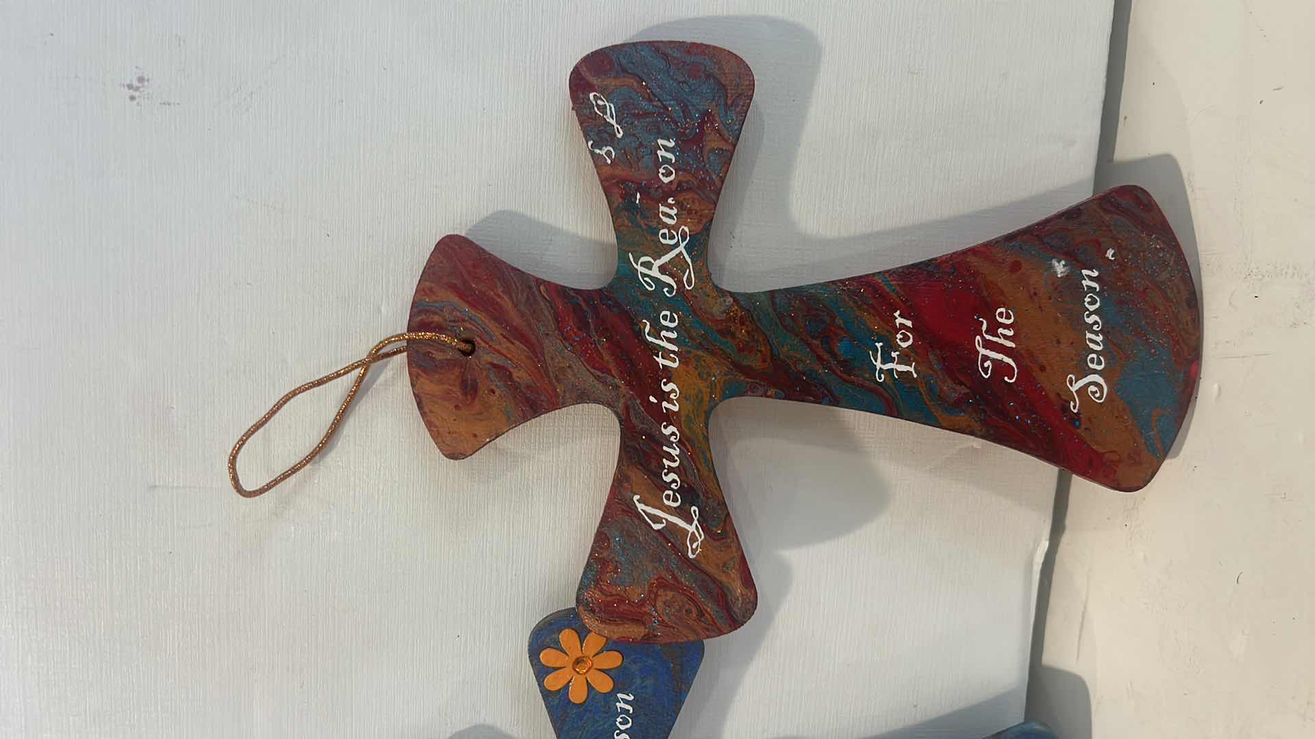 Photo 1 of RELIGIOUS DECOR- 6 CROSSES @9”, 2 PLAQUES