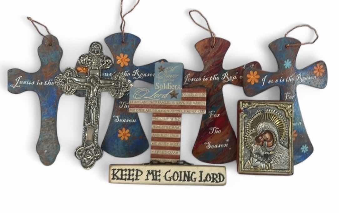 Photo 1 of RELIGIOUS DECOR- 6 CROSSES @9”, 2 PLAQUES