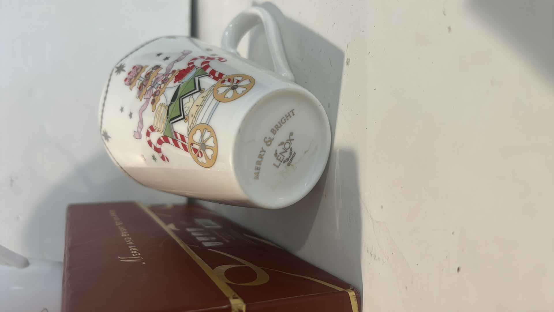 Photo 1 of NEW LENOX MERRY AND BRIGHT SET OF 4 MUGS