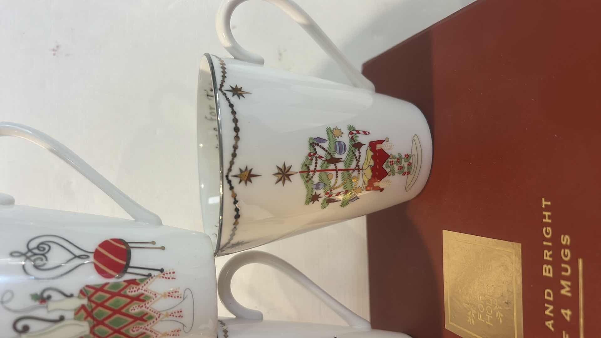 Photo 1 of NEW LENOX MERRY AND BRIGHT SET OF 4 MUGS