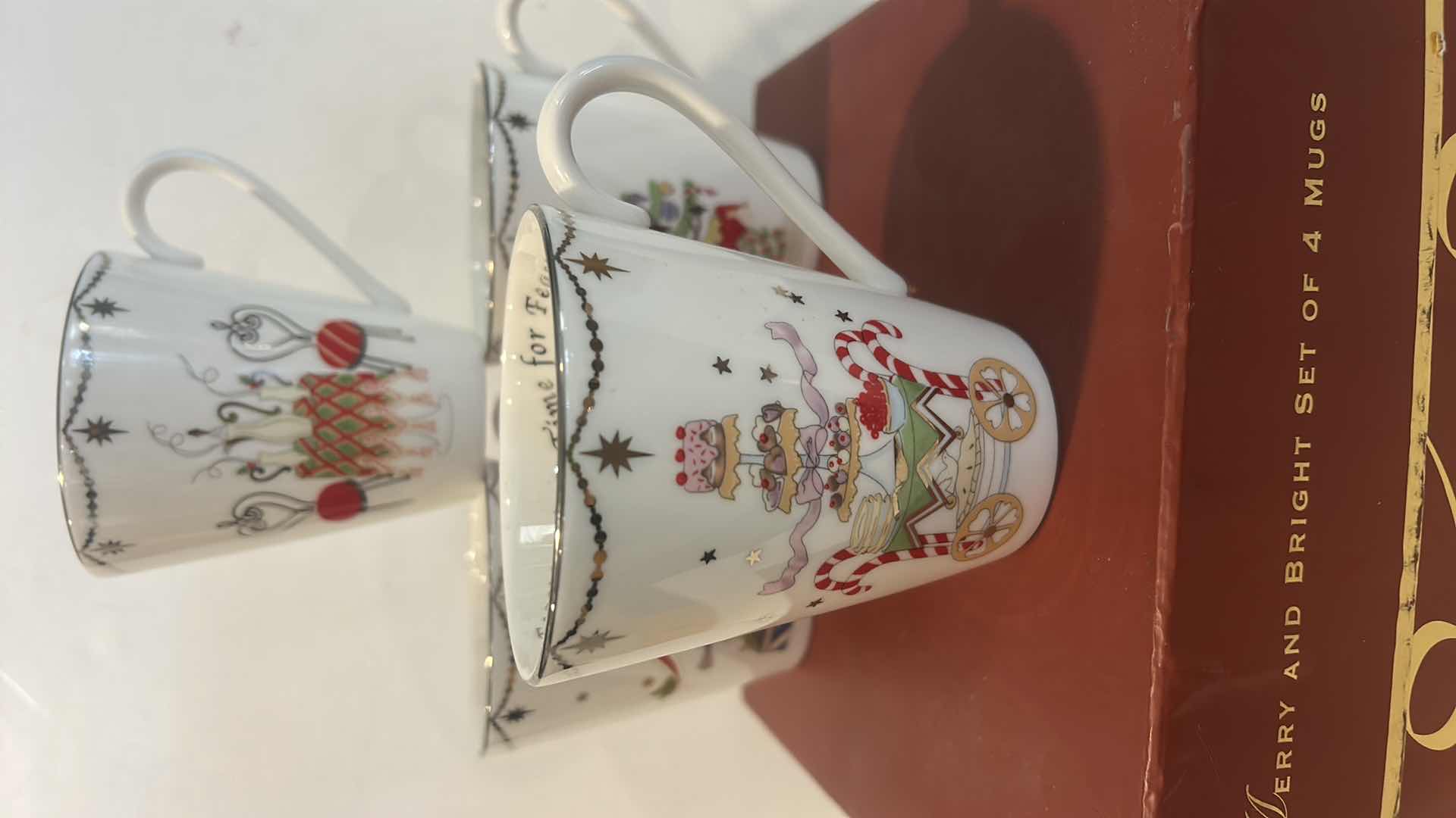 Photo 1 of NEW LENOX MERRY AND BRIGHT SET OF 4 MUGS