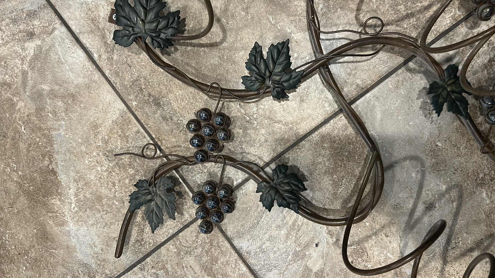 Photo 1 of METAL GRAPEVINE THEMED WALL MOUNTED WINE  HOLDER 38"