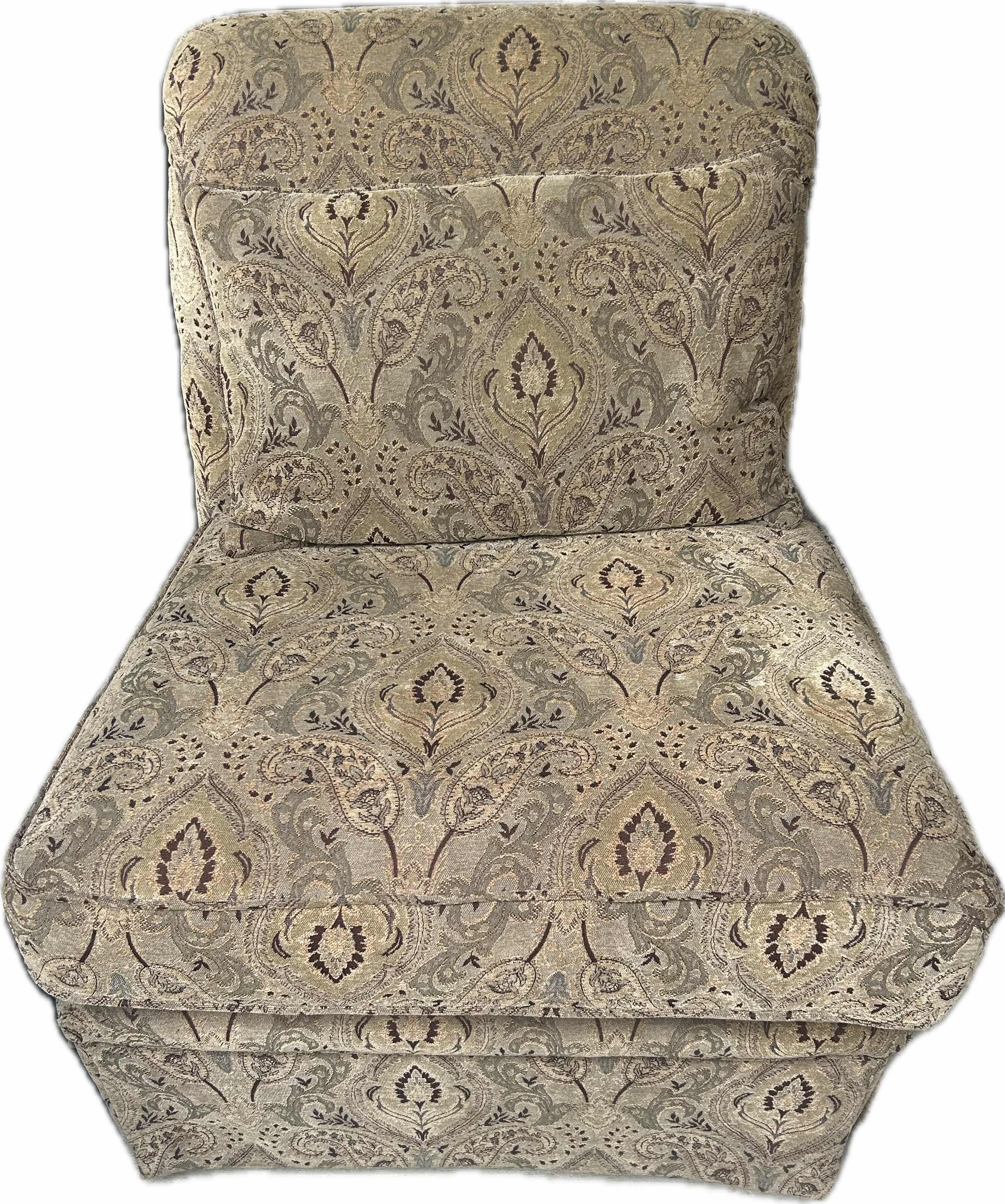 Photo 1 of PAISLEY PATTERN FABRIC MODULAR SLIPPER CHAIR