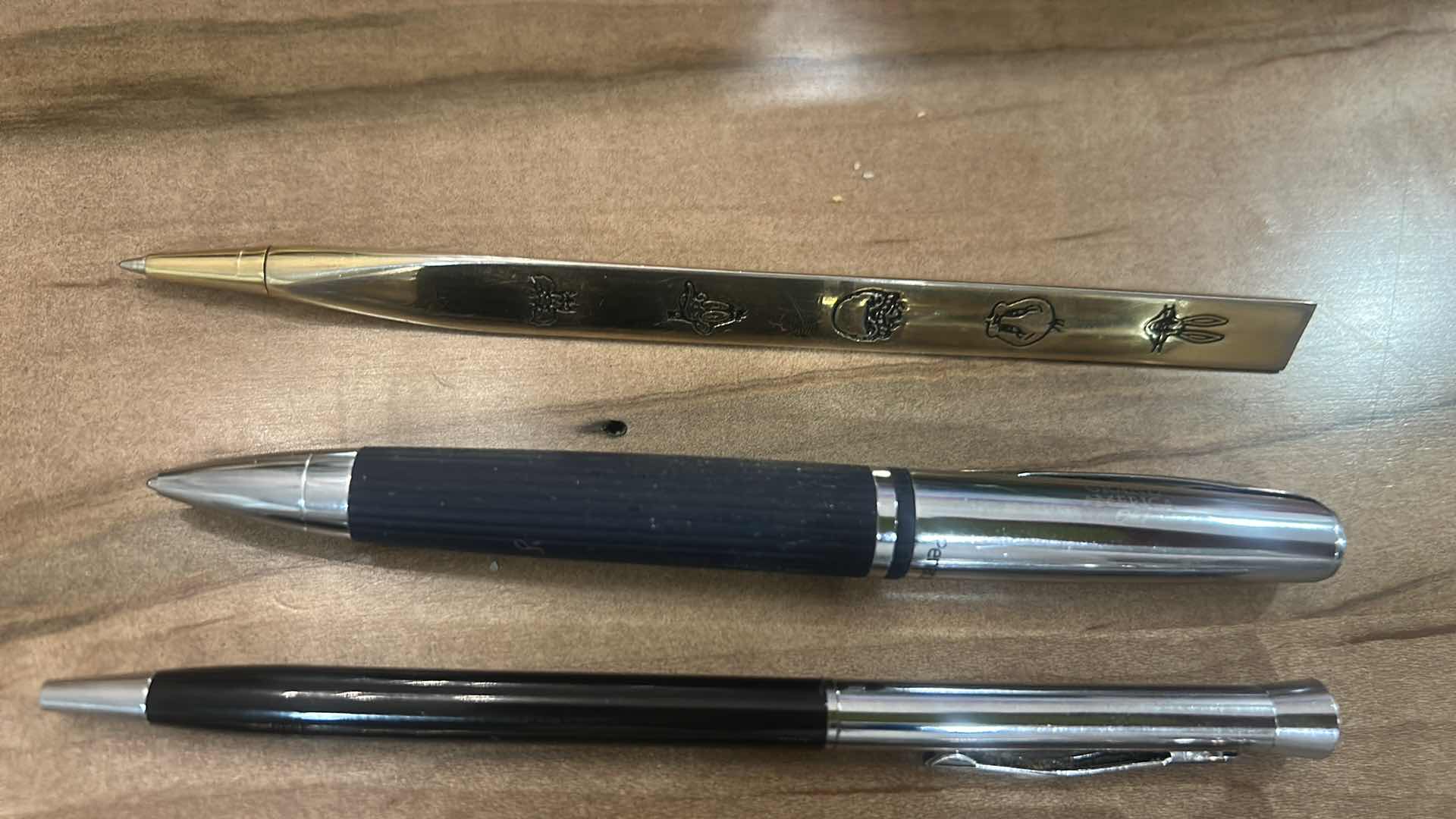Photo 1 of 5 PENS