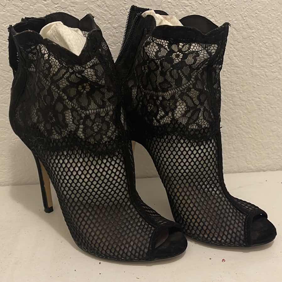Photo 1 of CHINESE LAUNDRY JEOPARDY BLACK MESH & LACE BOOTIES SIZE 7