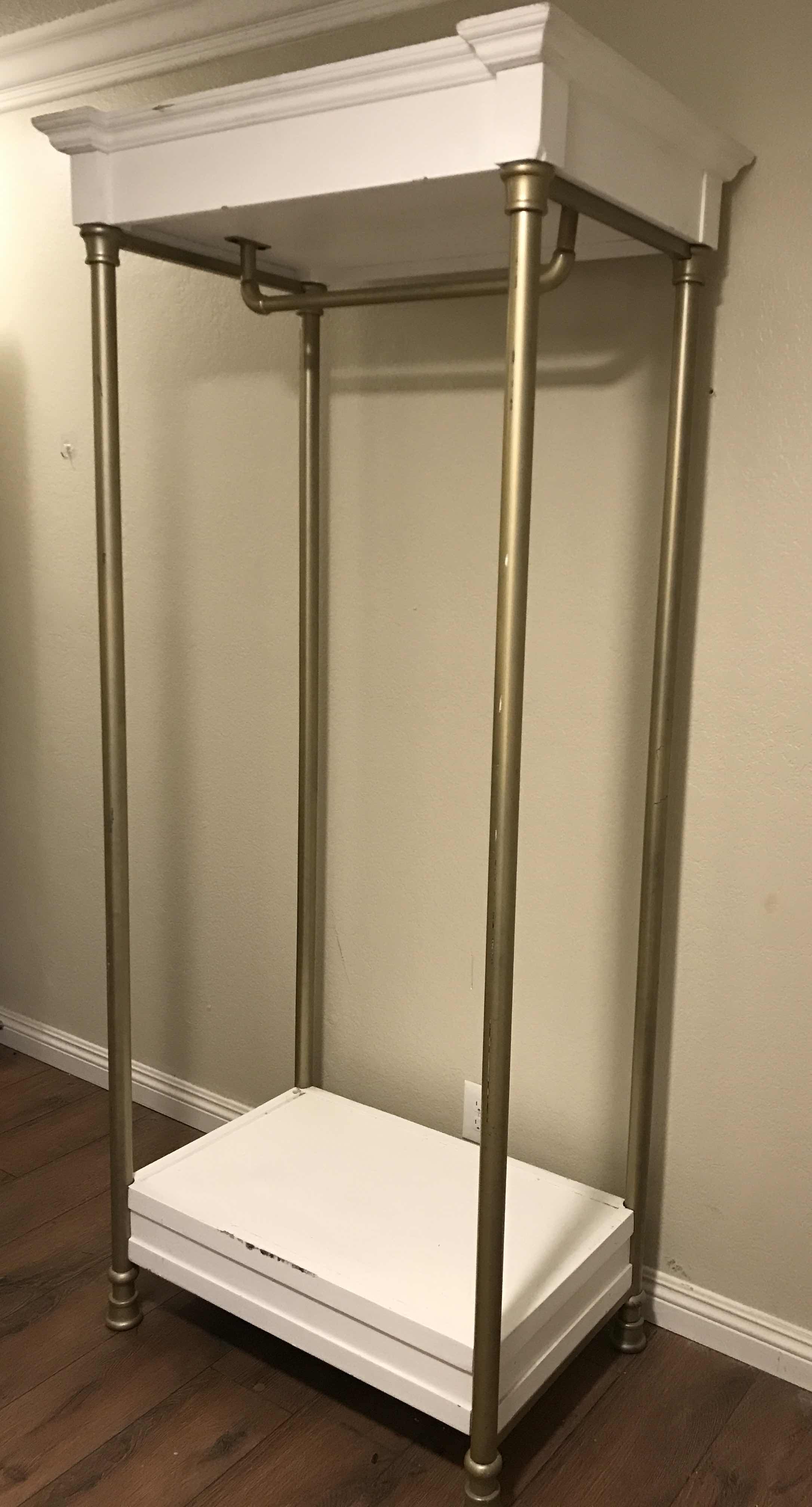 Photo 1 of UNIQUE WARDROBE 32x20.5x80