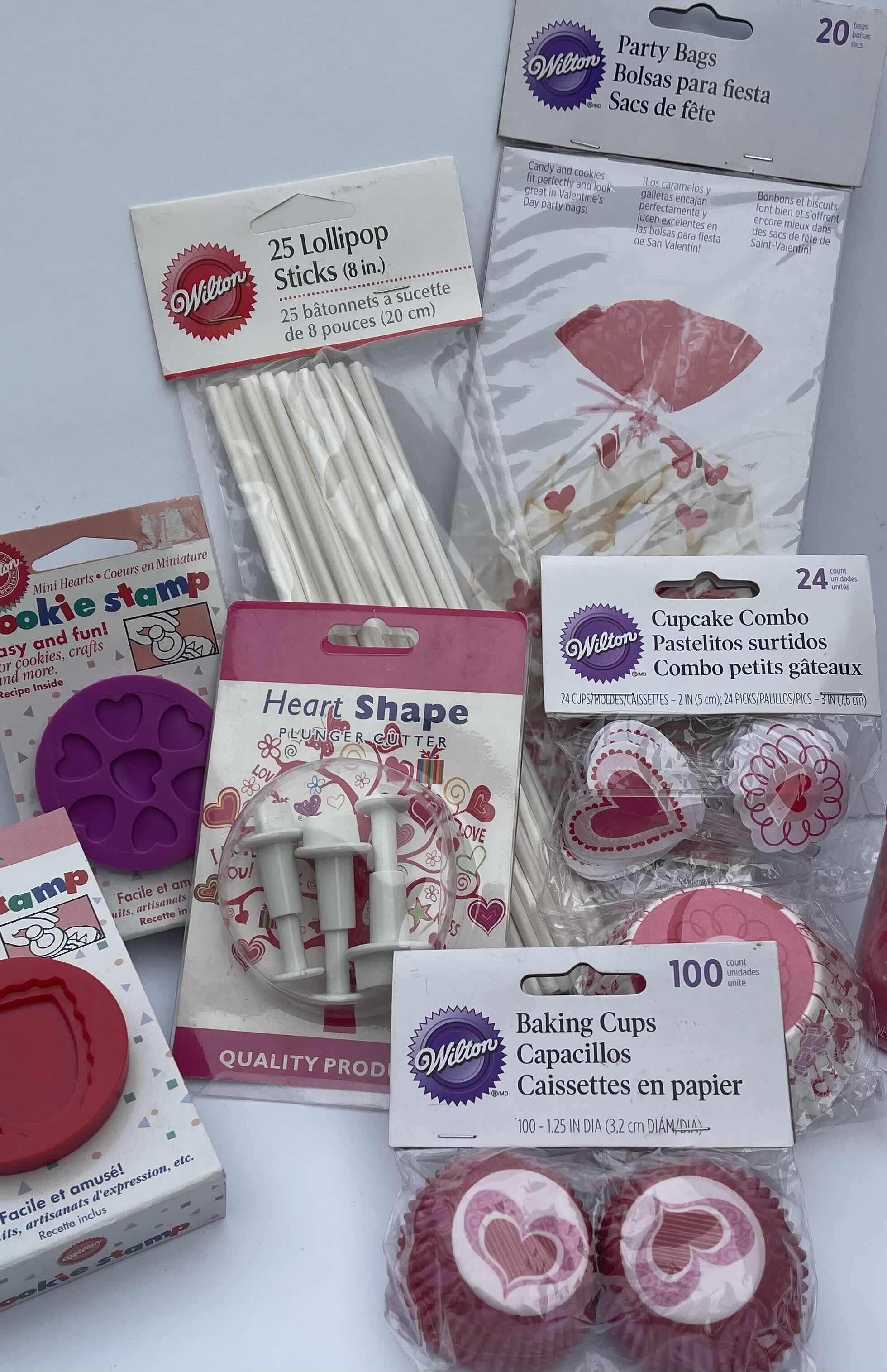 Photo 1 of NIB WILTON VALENTINES BAKING COLLECTION