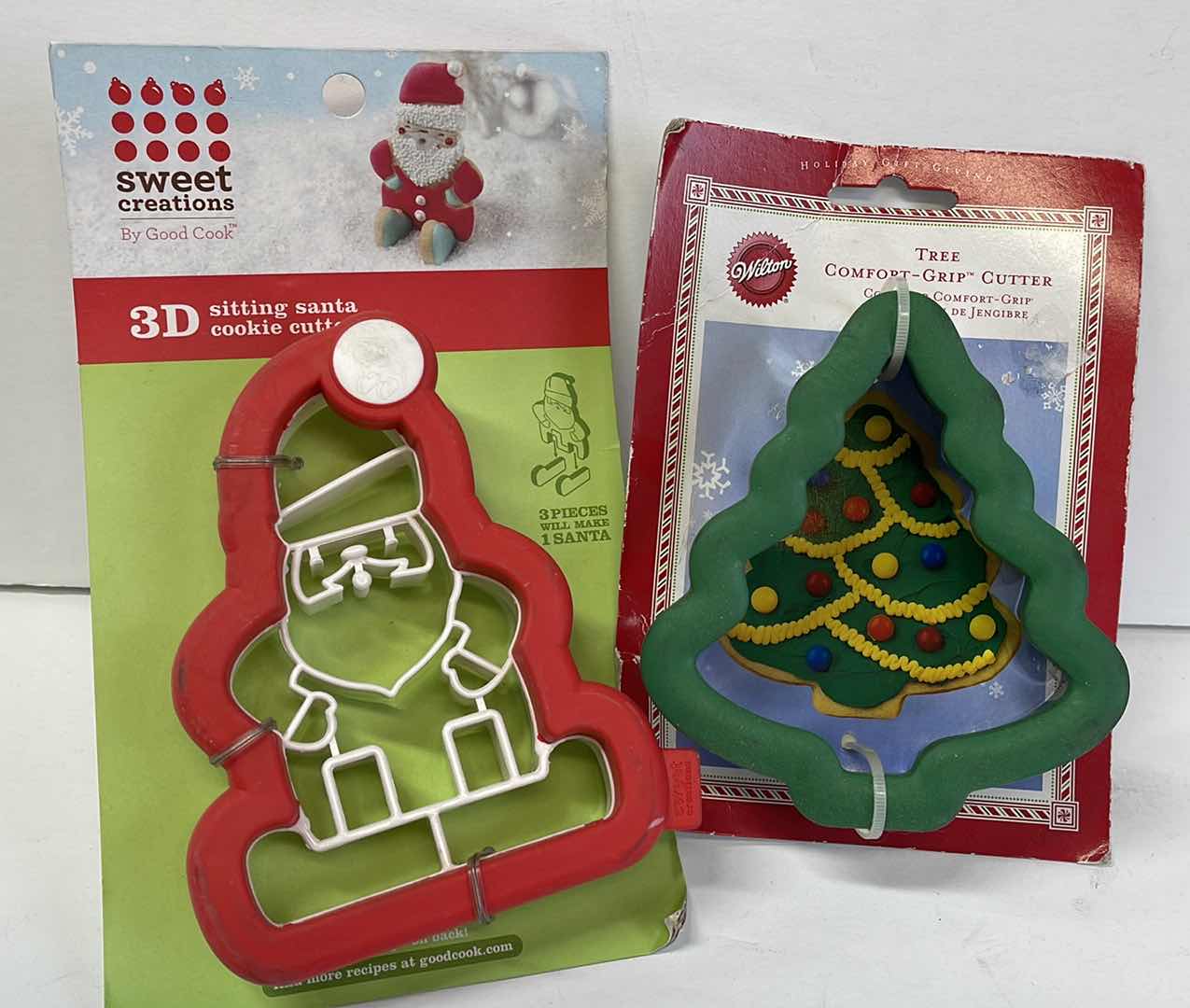 Photo 1 of NEW WILTON CHRISTMAS ROLLING CUTTER , TREAT STAND , TREAT BOXES AND MORE - RETAIL PRICE $50.00