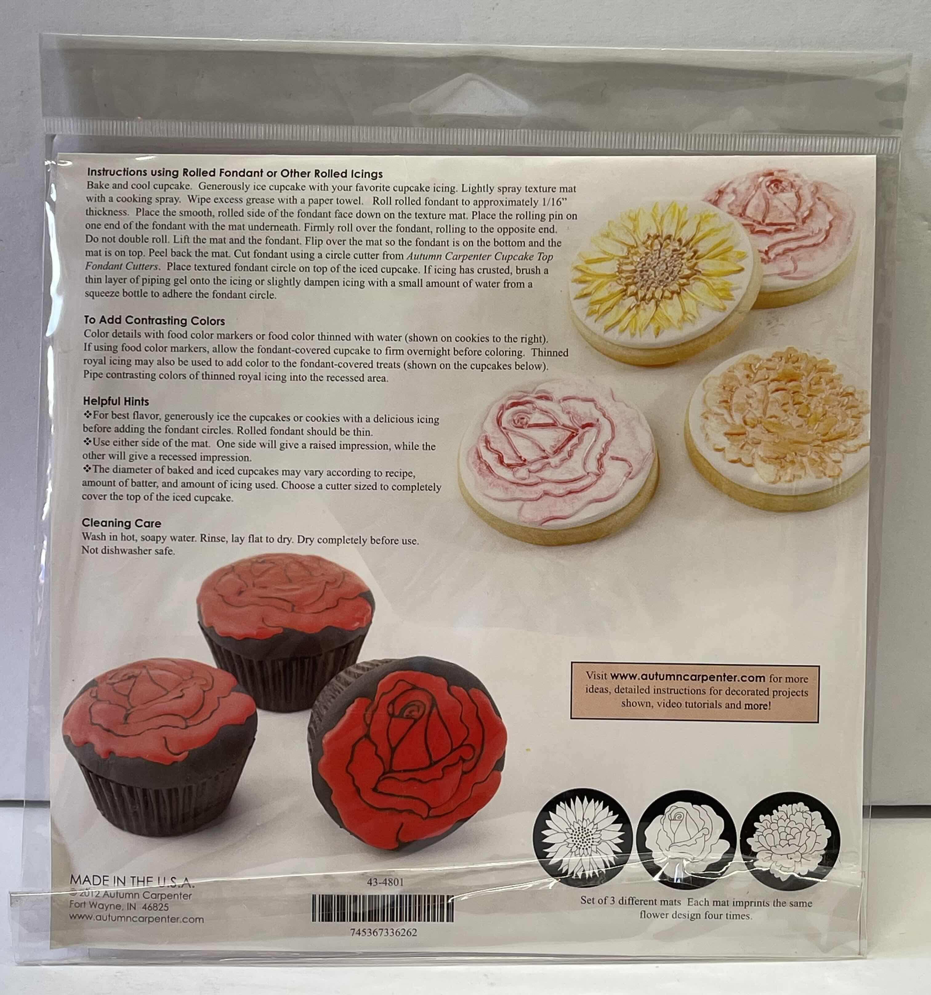 Photo 1 of NEW AUTUMN CARPENTER CUPCAKE & COOKIE TEXTURE TOPS ““ - TOTAL RETAIL PRICE 
$50.00