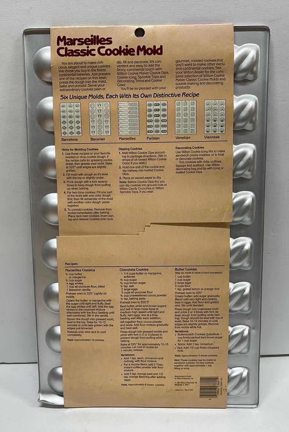 Photo 1 of NOS VINTAGE 1984 WILTON MARSEILLES CLASSIC COOKIE MOLD - RETAIL PRICE $23.00