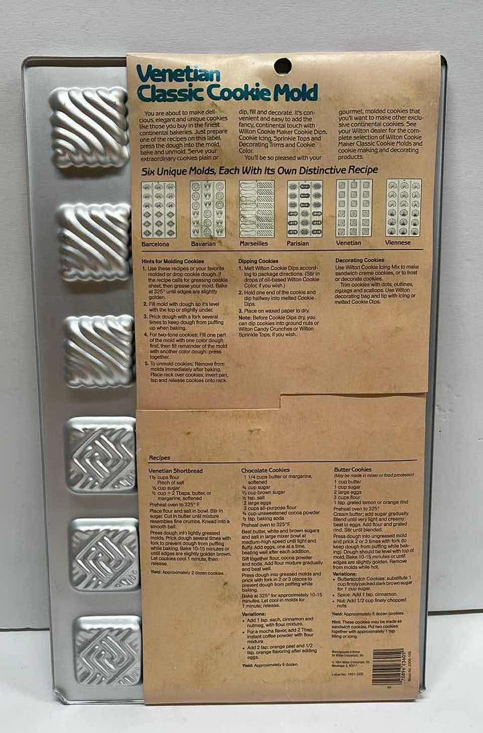 Photo 1 of NOS VINTAGE 1984 WILTON VENETIAN CLASSIC COOKIE MOLD - RETAIL PRICE $24.00