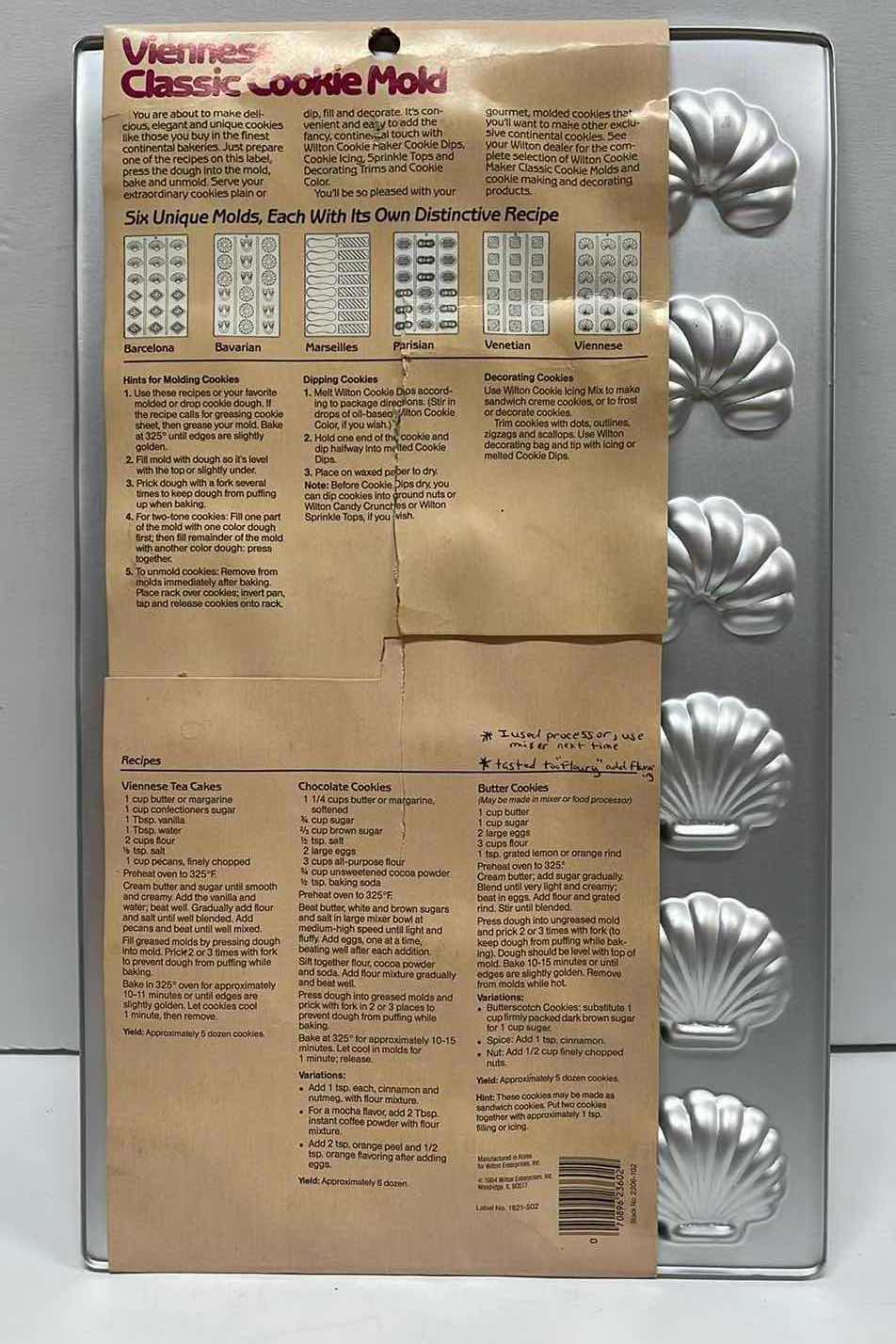 Photo 1 of NOS VINTAGE 1984 WILTON VIENNESE CLASSIC COOKIE MOLD - RETAIL PRICE $24.00