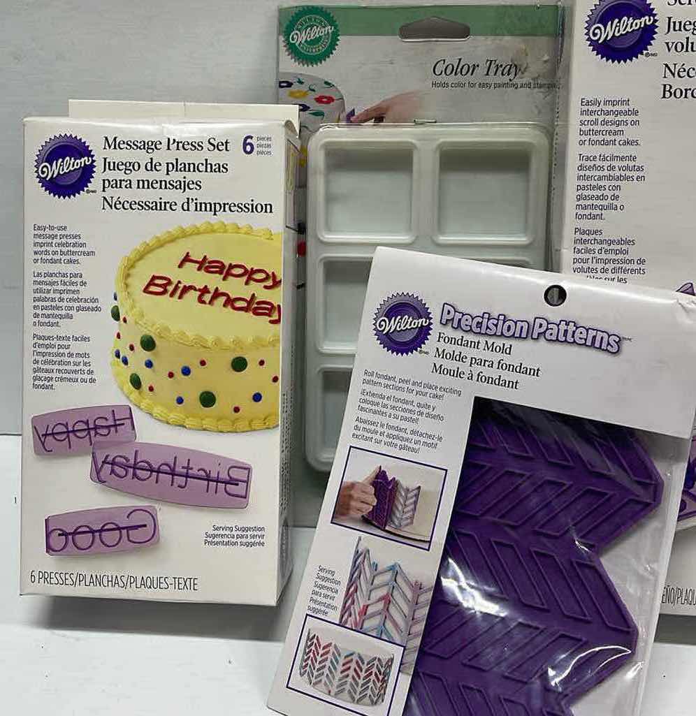Photo 1 of NEW WILTON SCROLL & MESSAGE PRESS AND FONDANT MOLDS - RETAIL PRICE $48.00