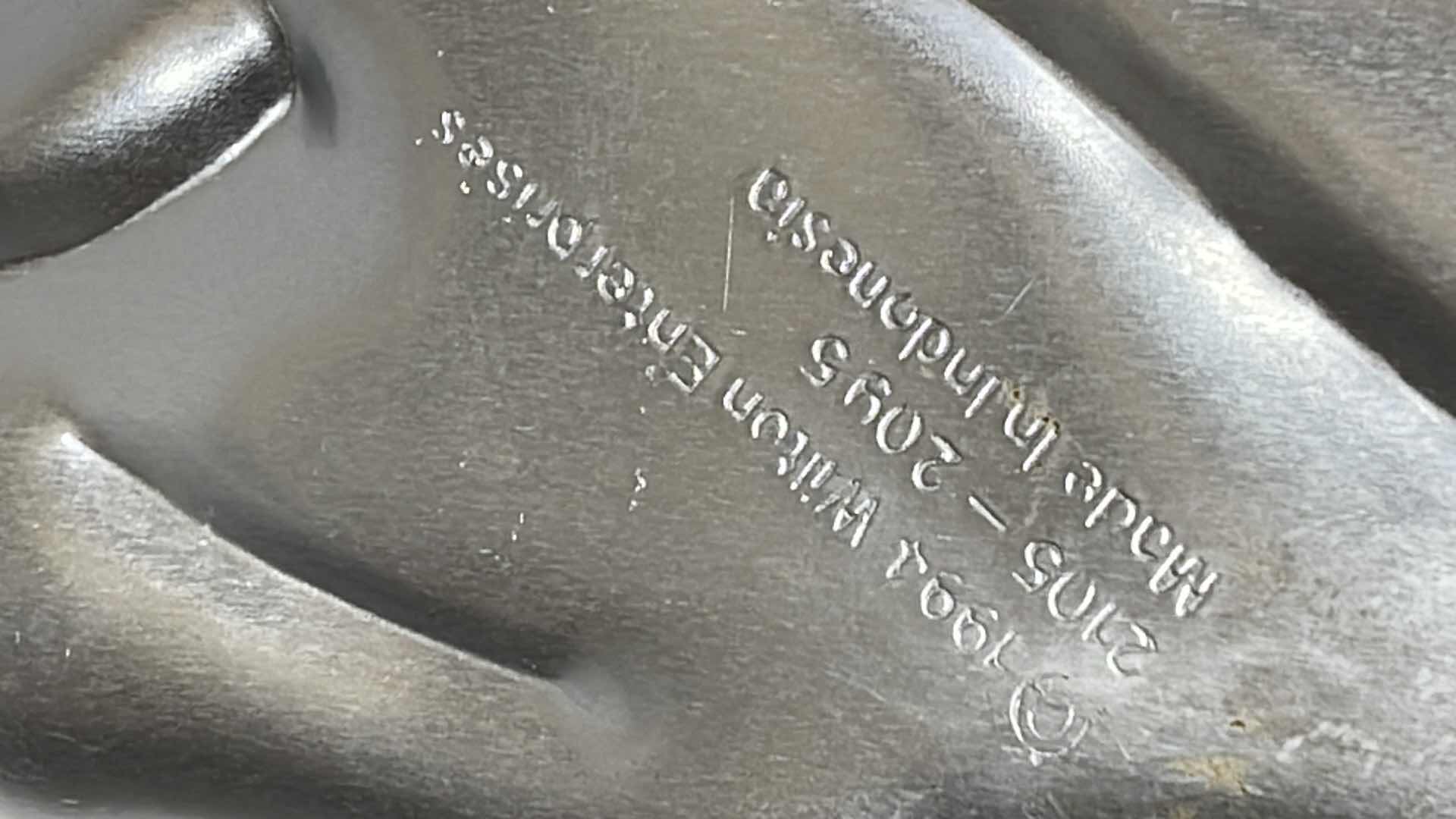 Photo 1 of NEW WILTON JUNGLE ANIMAL PARTY SUPPLIES W/ NOS VINTAGE LION CAKE PAN - TOTAL RETAIL PRICE $48.99