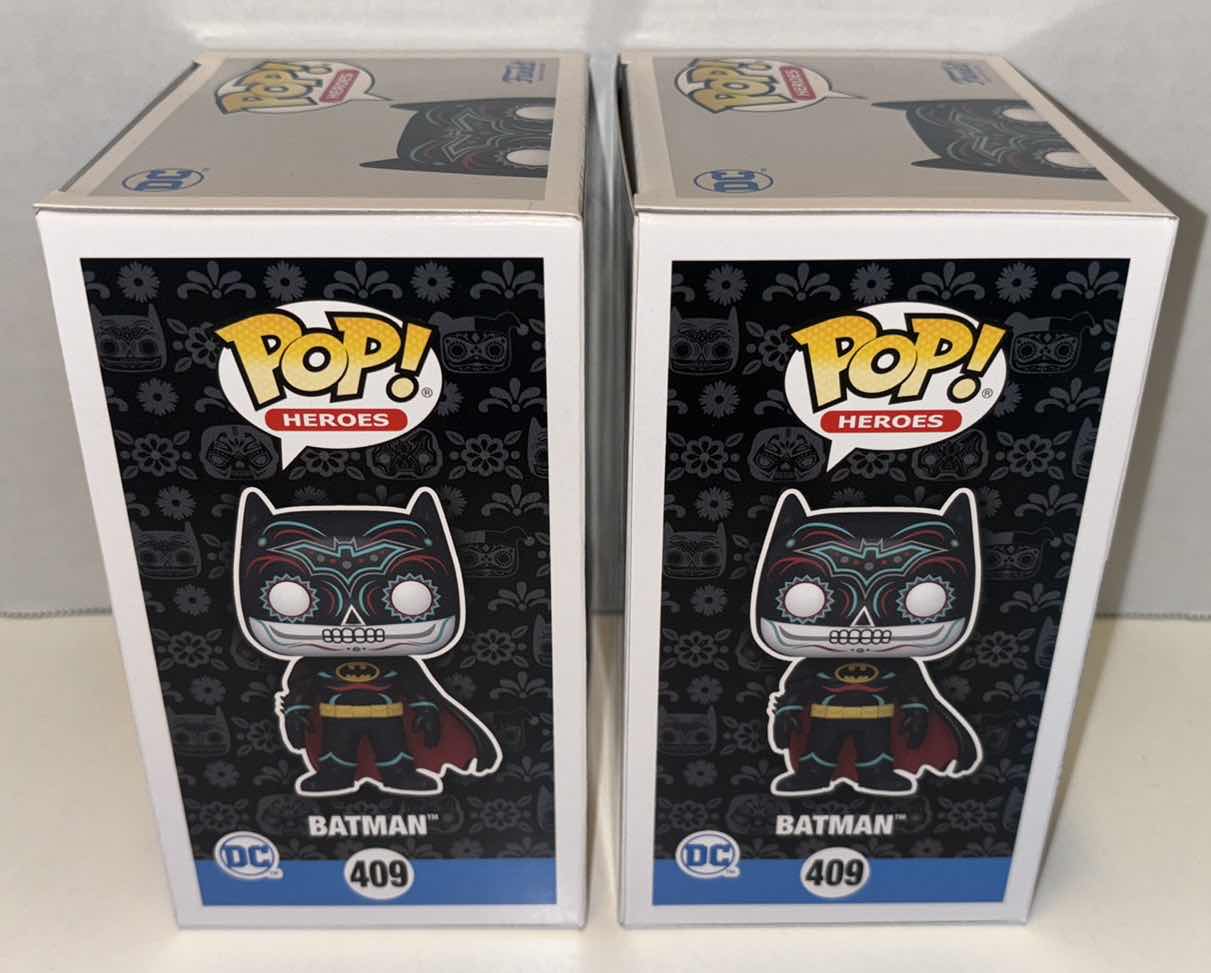 Photo 1 of NEW FUNKO POP! HEROES DIA DE LOS DC SUPER HEROES VINYL FIGURE (2-PACK), #409 BATMAN