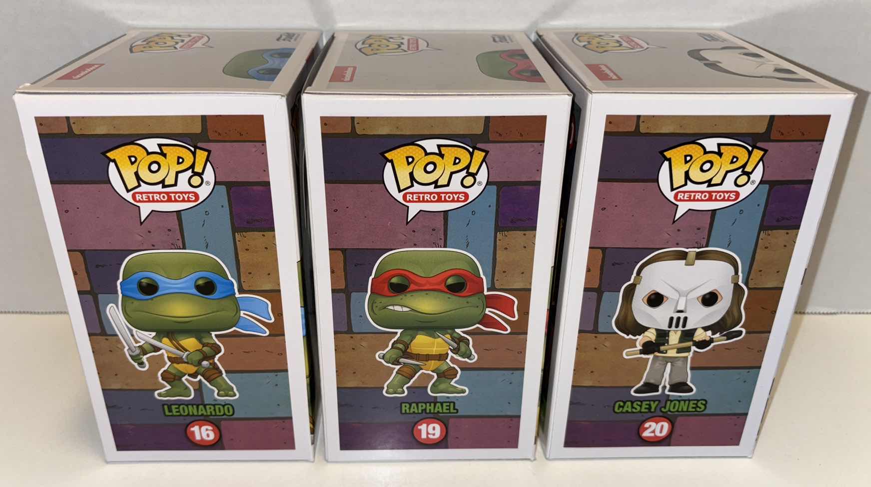 Photo 1 of NEW FUNKO POP! RETRO TOYS TMNT VINYL FIGURE MIXED 6-PACK, #16 LEONARDO (2), #19 RAPHAEL (2) & #20 CASEY JONES (2)