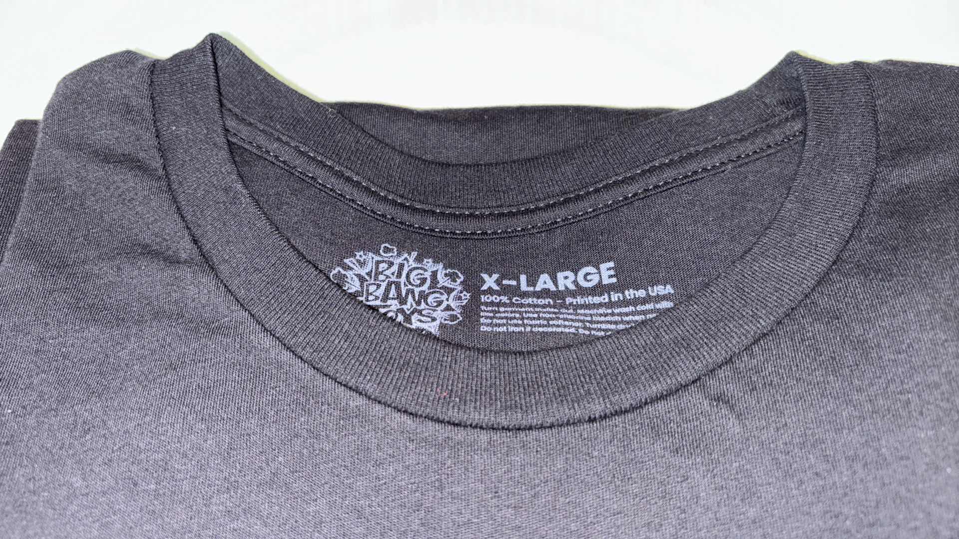 Photo 2 of NEW BIG BANG TOYS LAS VEGAS T-SHIRT (BLACK, SIZE X-LARGE)
