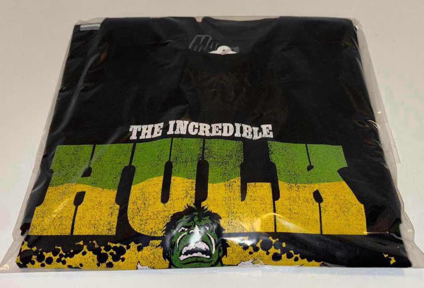 Photo 3 of NEW INCREDIBLE HULK TRANSFORMATION T-SHIRT (BLACK, X-LARGE)
