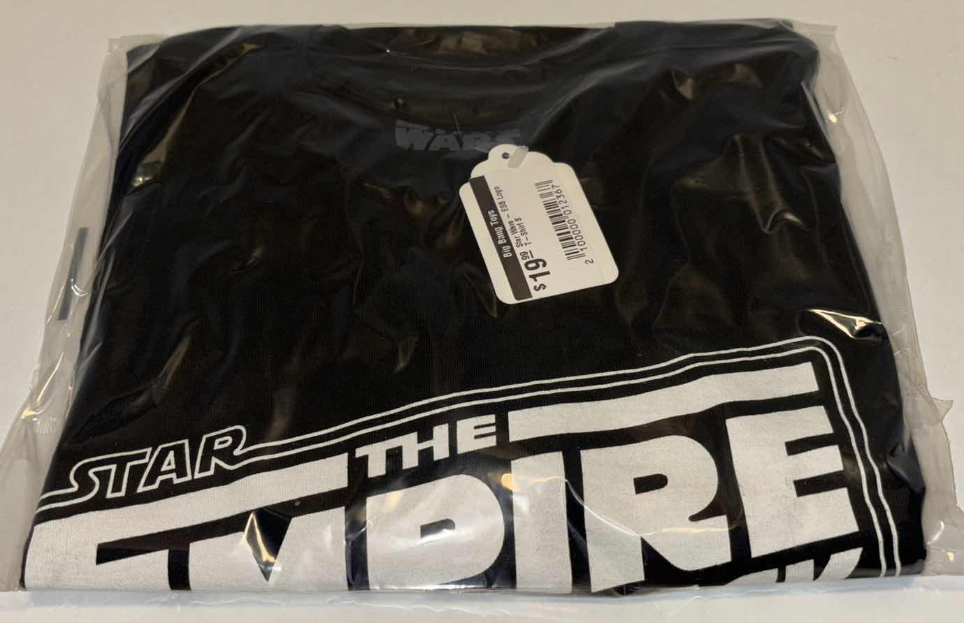 Photo 1 of NEW STAR WARS THE EMPIRE STRIKES BACK T-SHIRT (BLACK, SMALL)