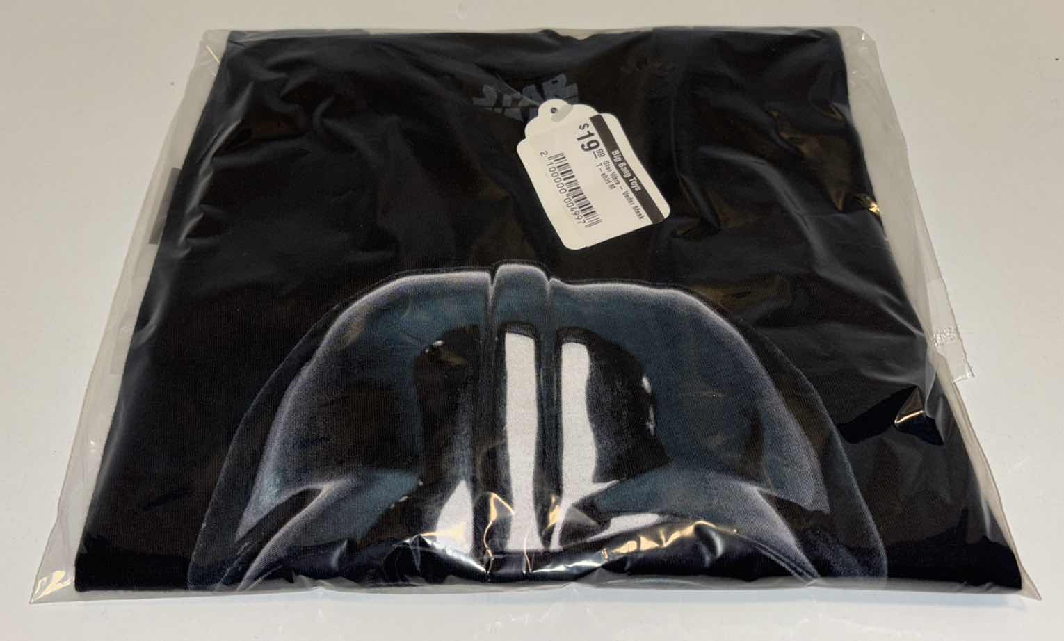 Photo 1 of NEW STAR WARS VADER MASK T-SHIRT (BLACK, MEDIUM)