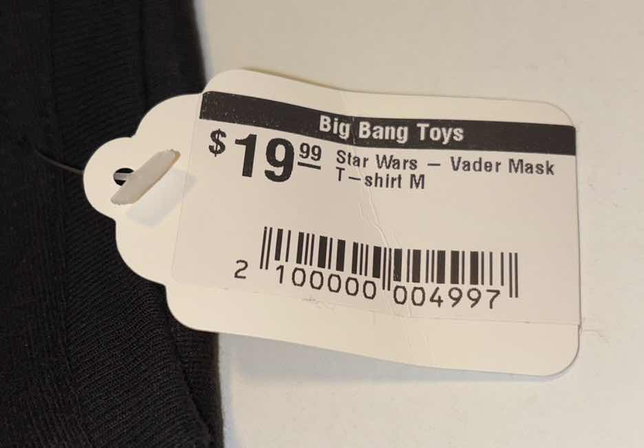 Photo 1 of NEW STAR WARS VADER MASK T-SHIRT (BLACK, MEDIUM)