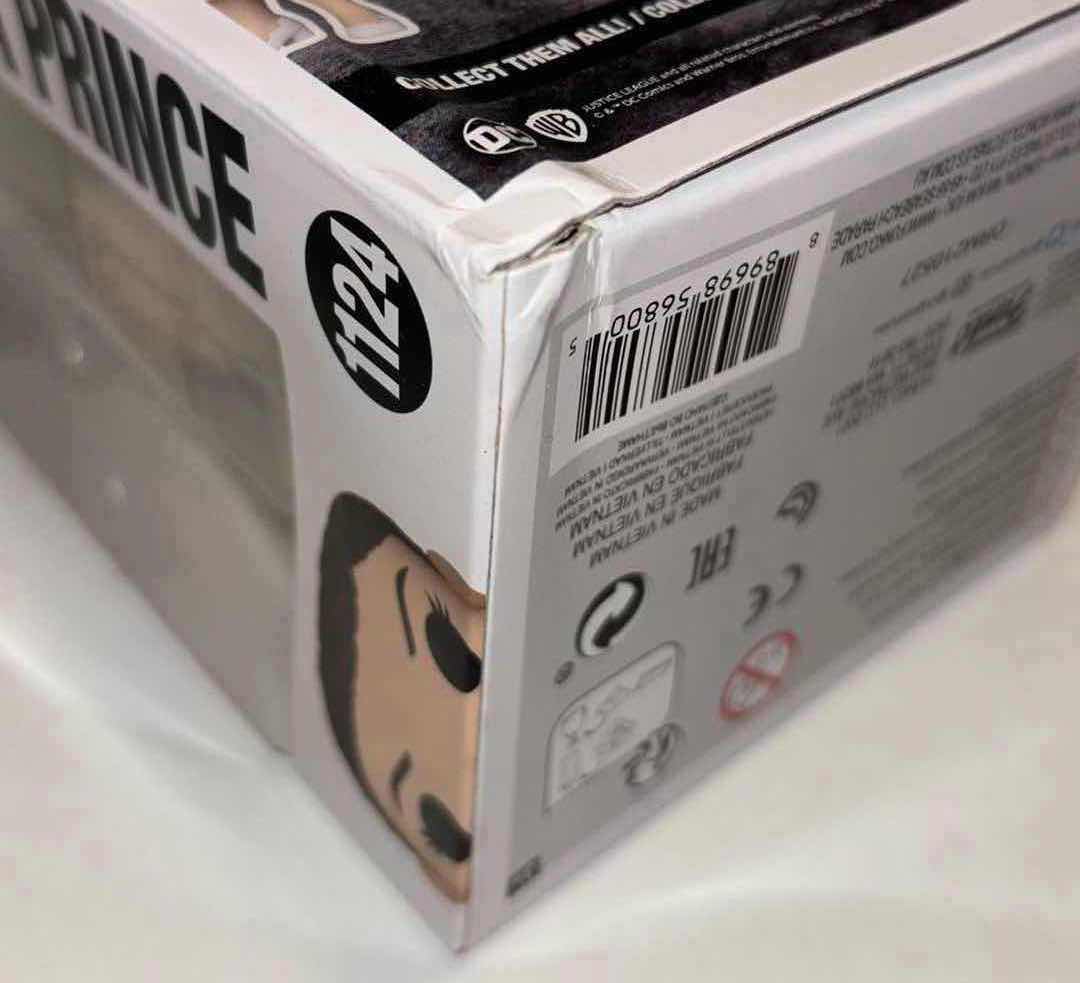 Photo 4 of NEW FUNKO POP! MOVIES DC 4-PACK VINYL FIGURE, ZACK SNYDER’S JUSTICE LEAGUE #1124 DIANA PRINCE