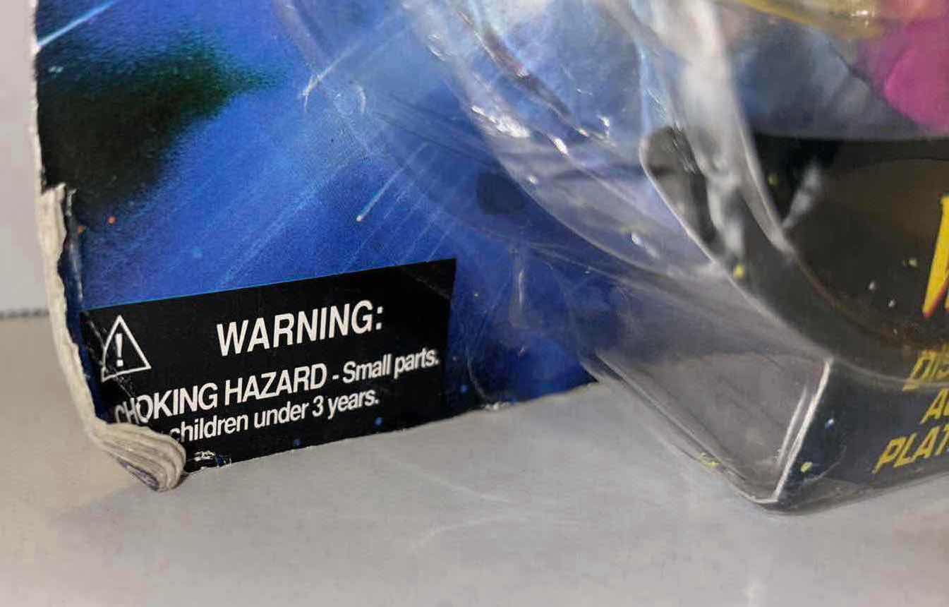 Photo 4 of NEW 1996 TOY BIZ MARVEL COMICS FANTASTIC FOUR ACTION FIGURE & ACCESSORIES, “WIZARD” W DISK FIRING ACTION PLATFORM