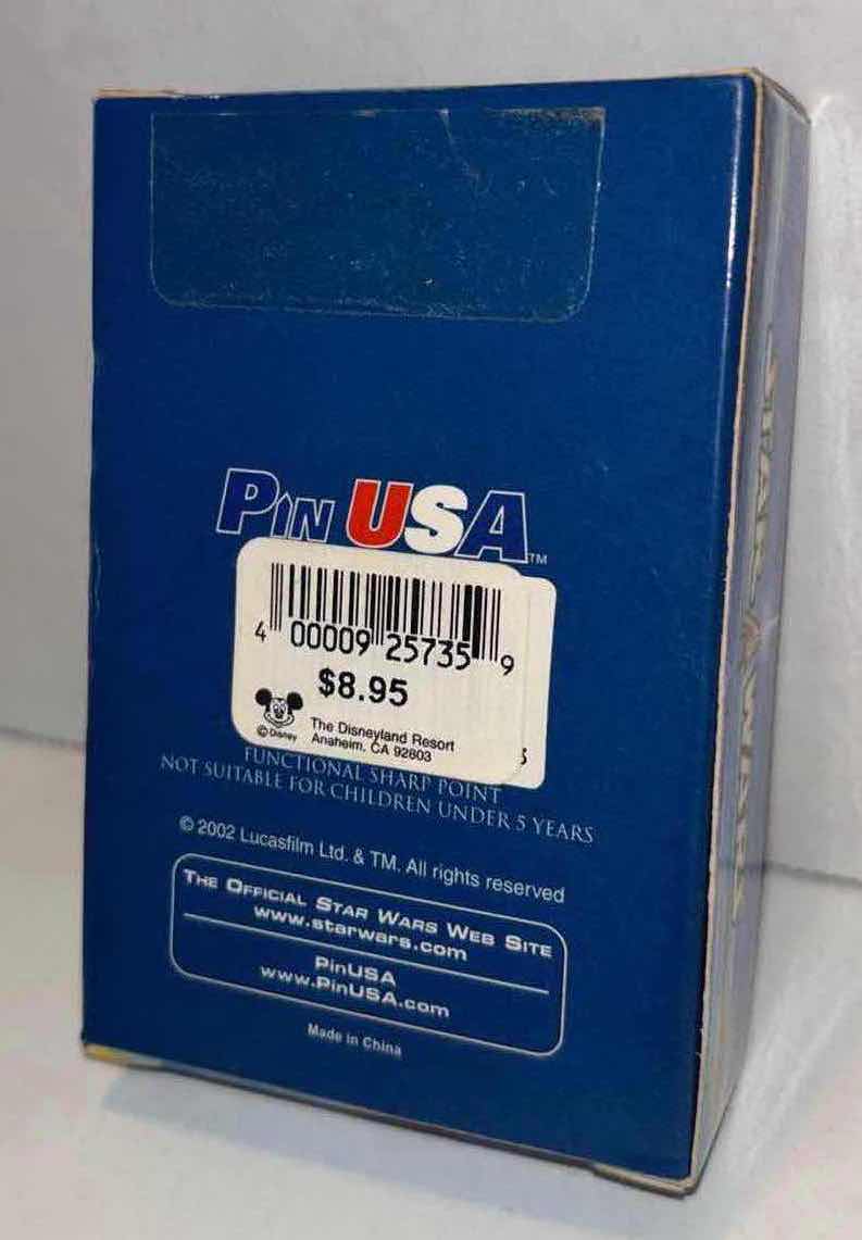 Photo 1 of NEW PIN USA STAR WARS COLLECTORS PIN (1)