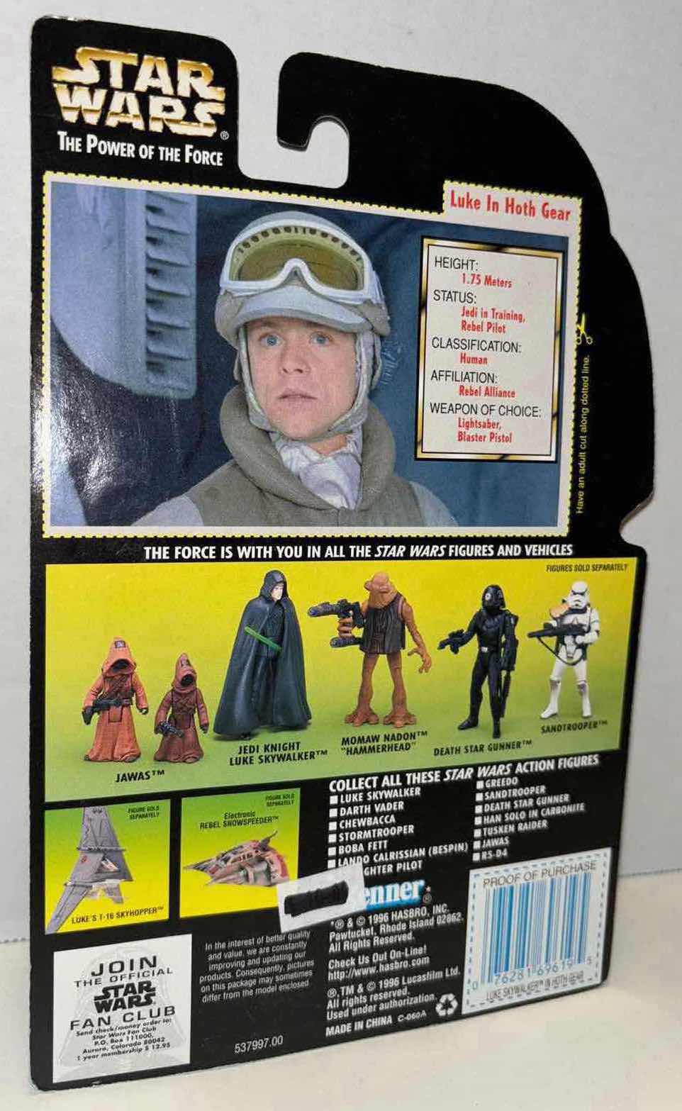 Photo 1 of NEW KENNER STAR WARS THE POWER OF THE FORCE ACTION FIGURE, LUKE SKYWALKER IN HOTH GEAR W BLASTER PISTOL & LIGHTSABER (1)
