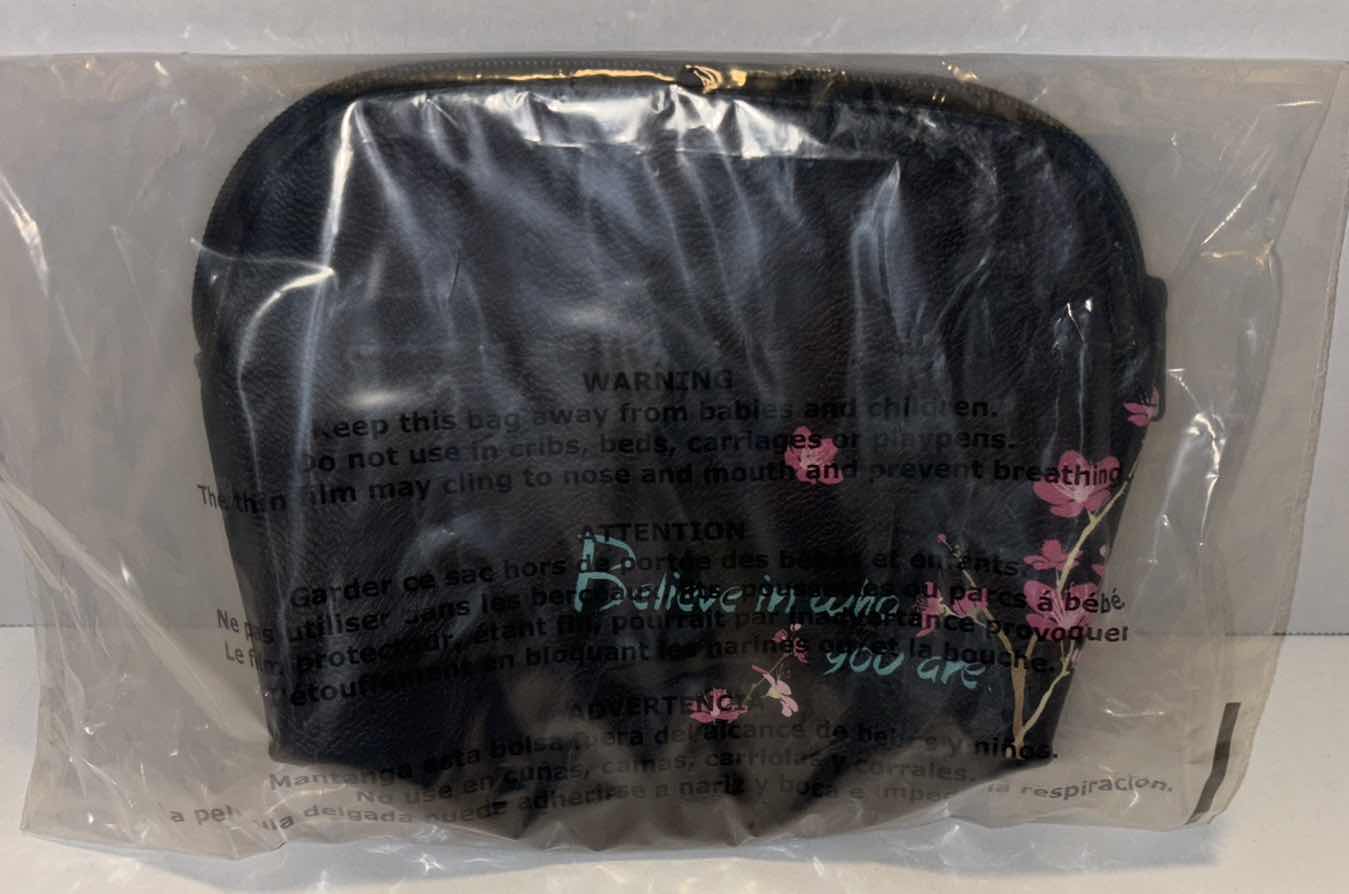 Photo 1 of NEW LOUNGEFLY MULAN 8” X 6” ZIPPERED MAKEUP BAG